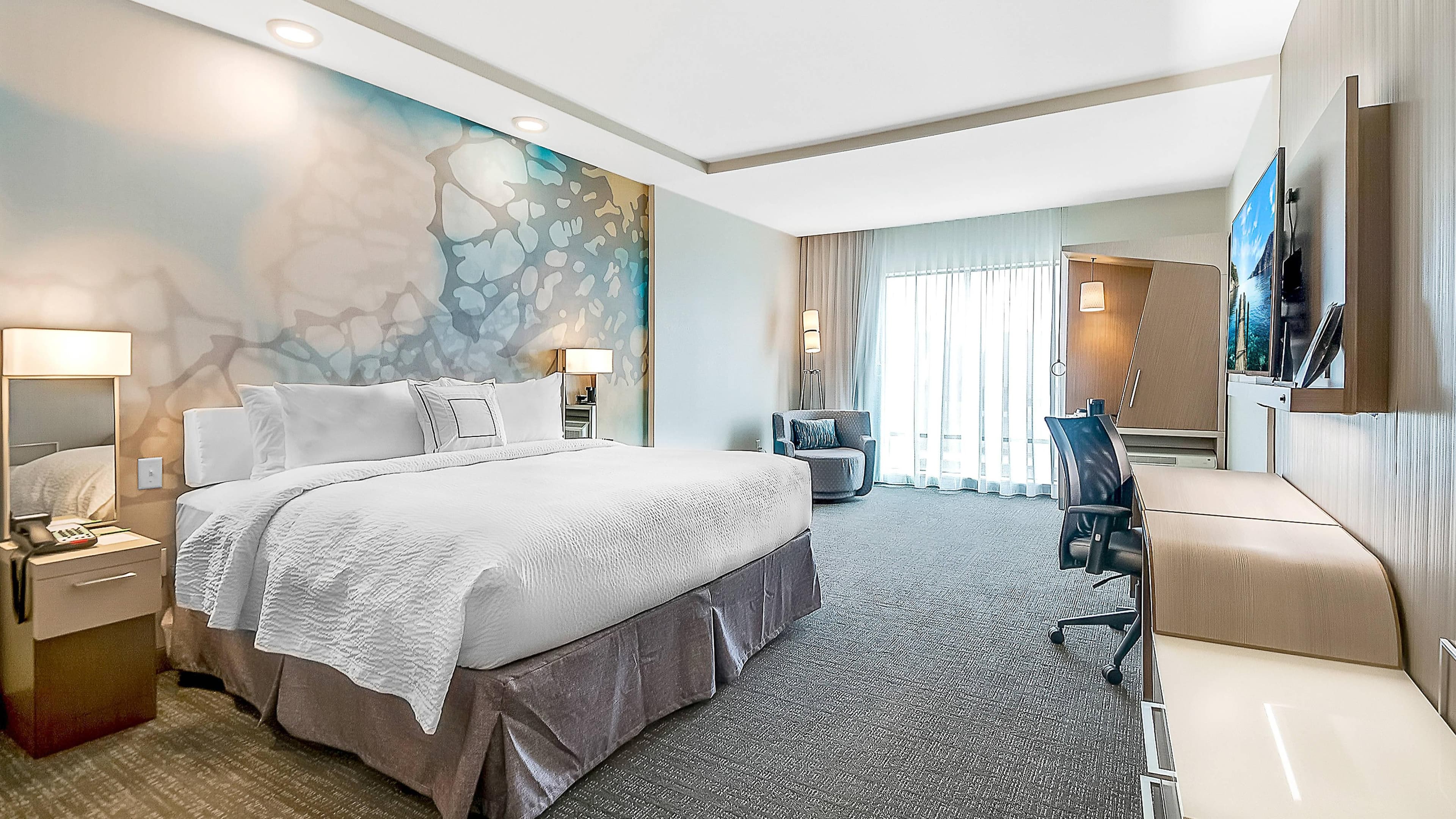 Courtyard Longview North - Image 4