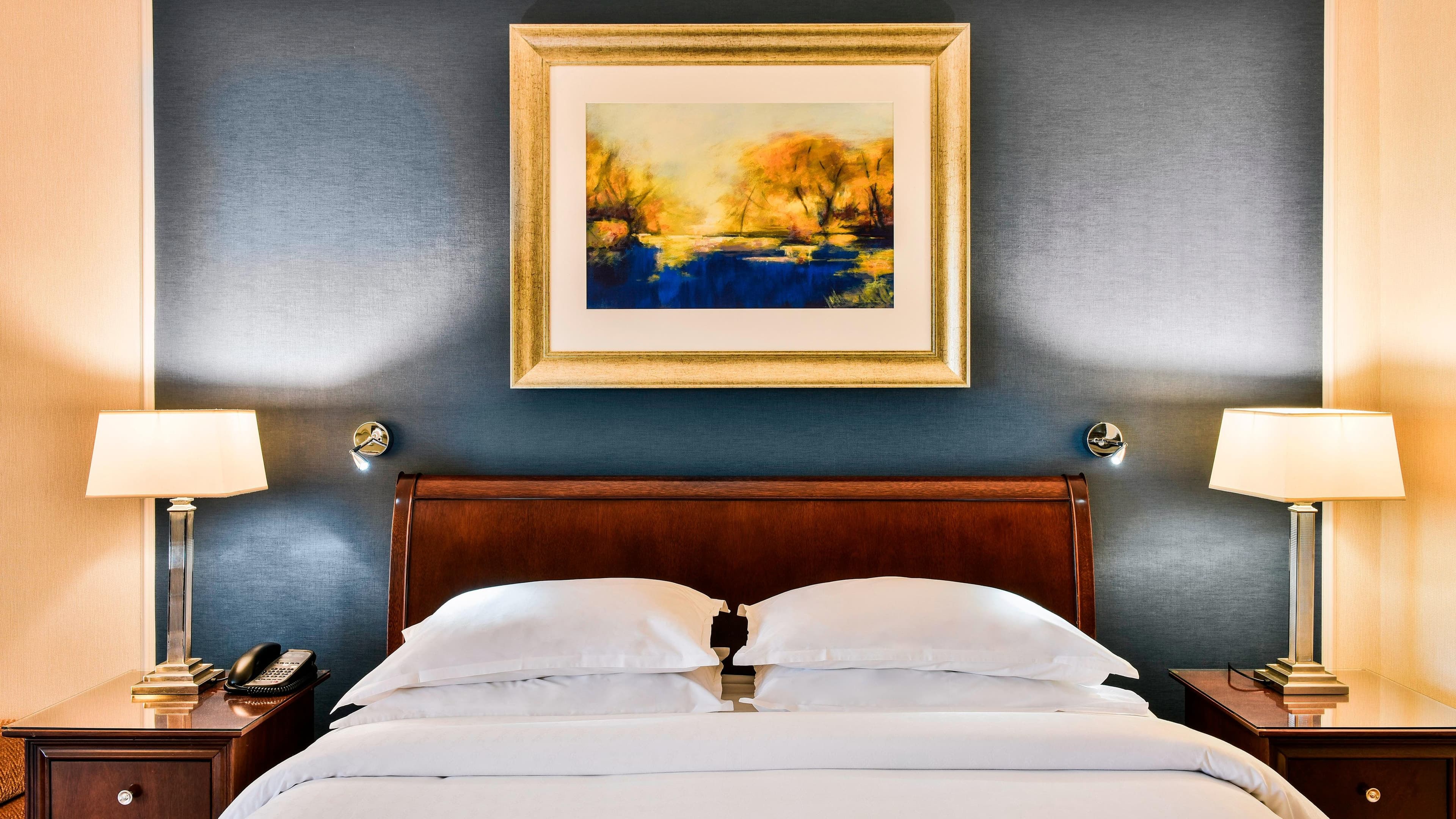 Sheraton Skyline Hotel London Heathrow - Image 2