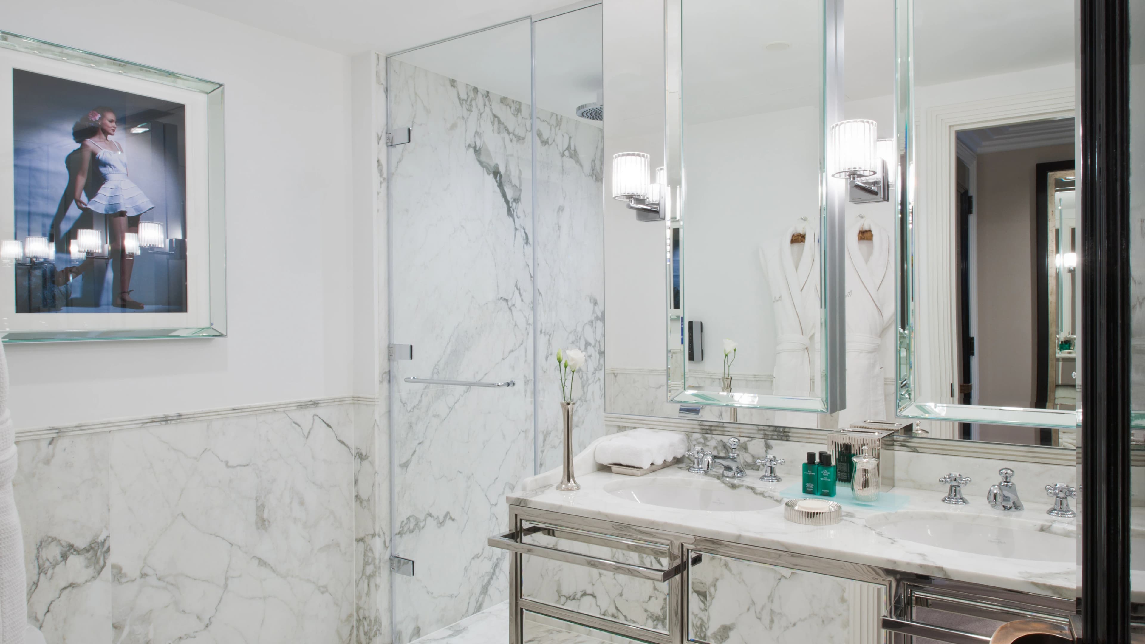 The Wellesley Knightsbridge, a Luxury Collection Hotel, London - Image 3