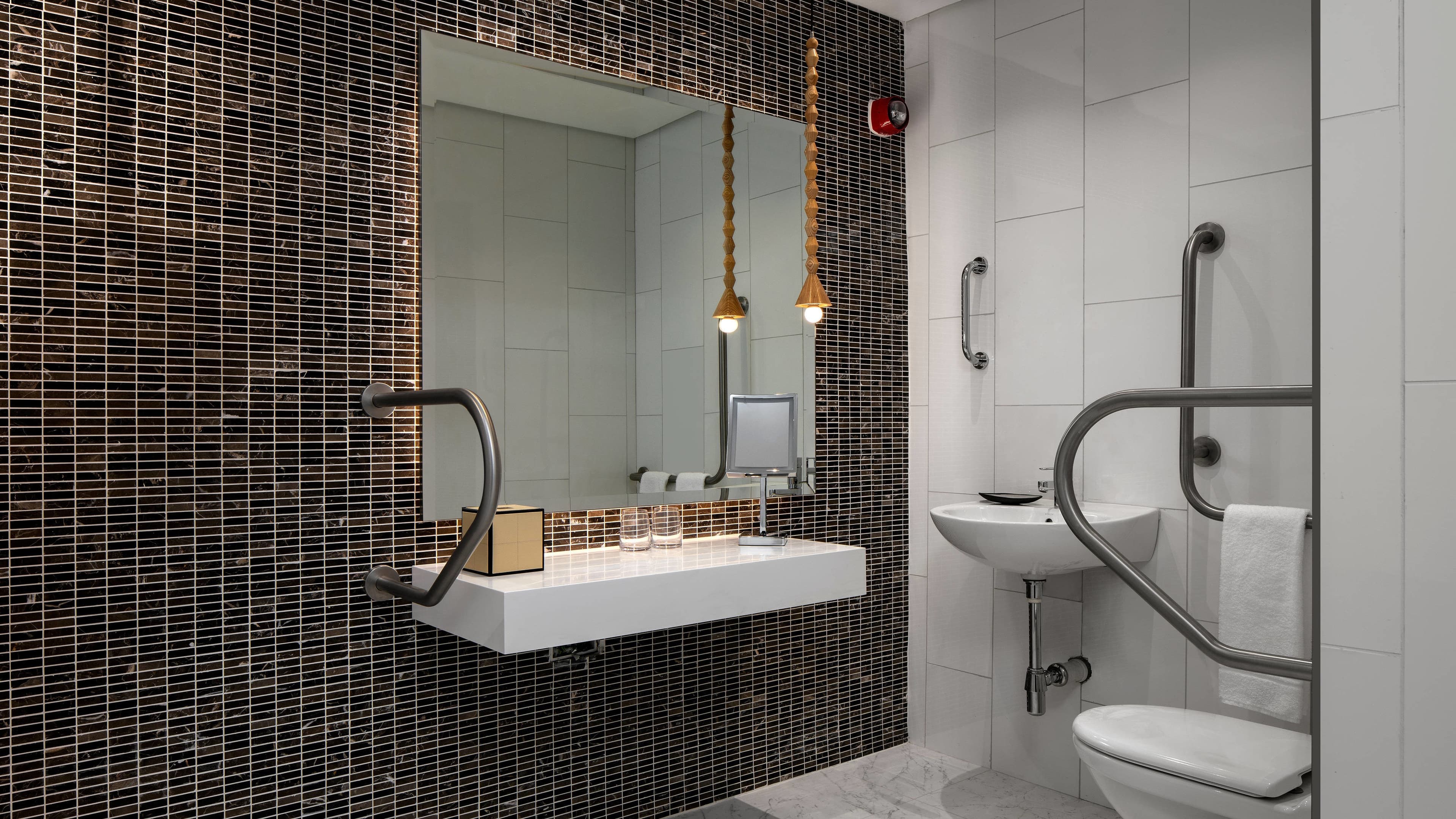 Standard Room - Image 8