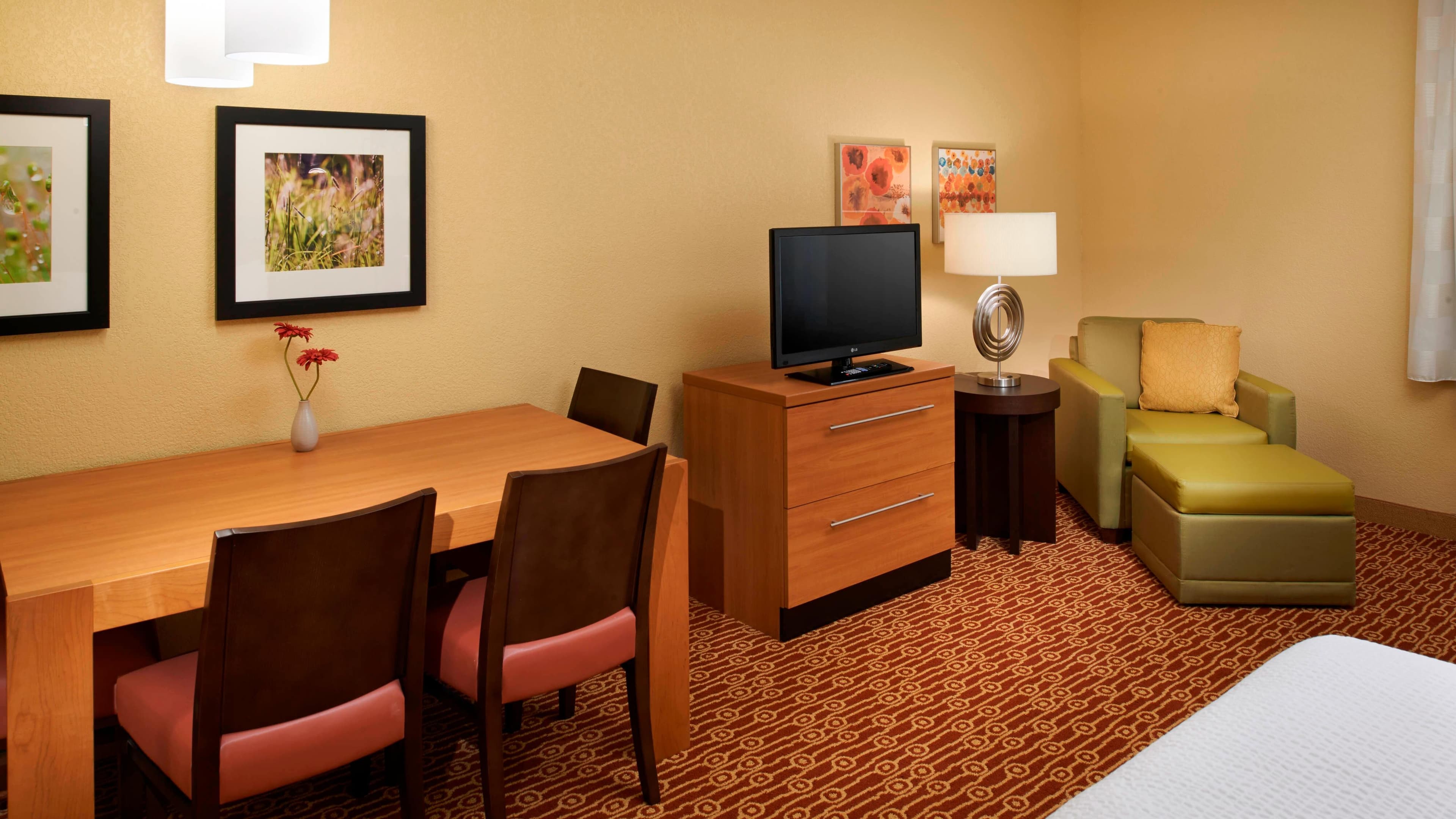 TownePlace Suites Saginaw - Image 5