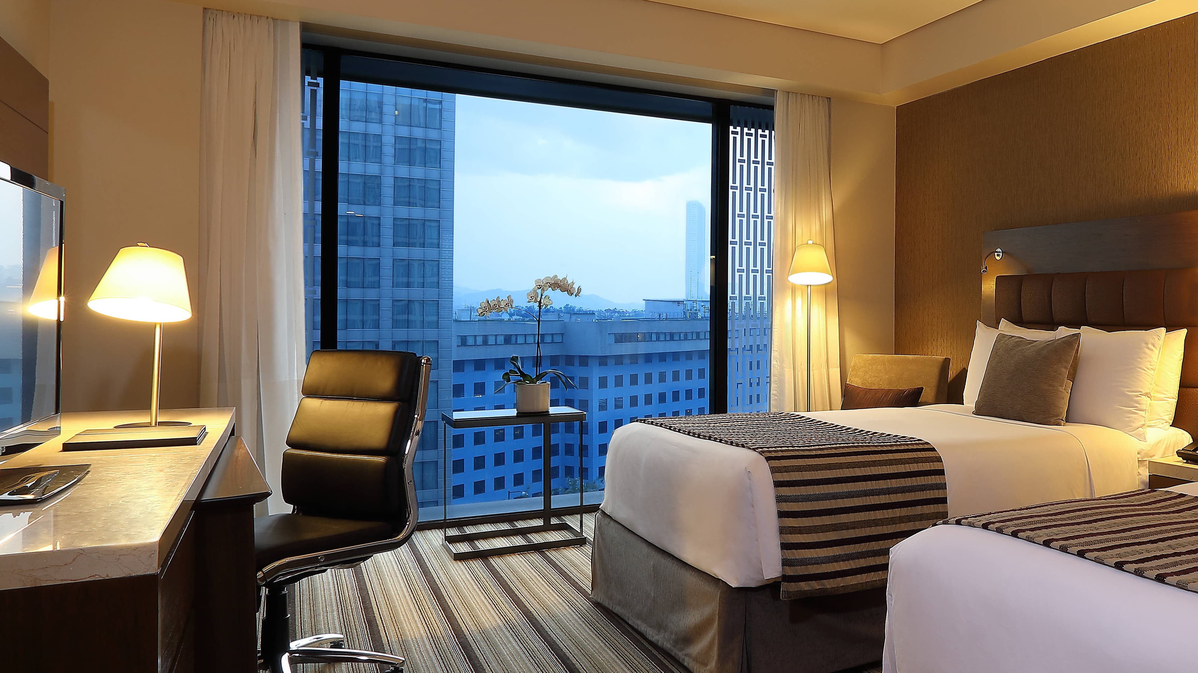 Holiday Inn Express Mexico Santa Fe - Image 4