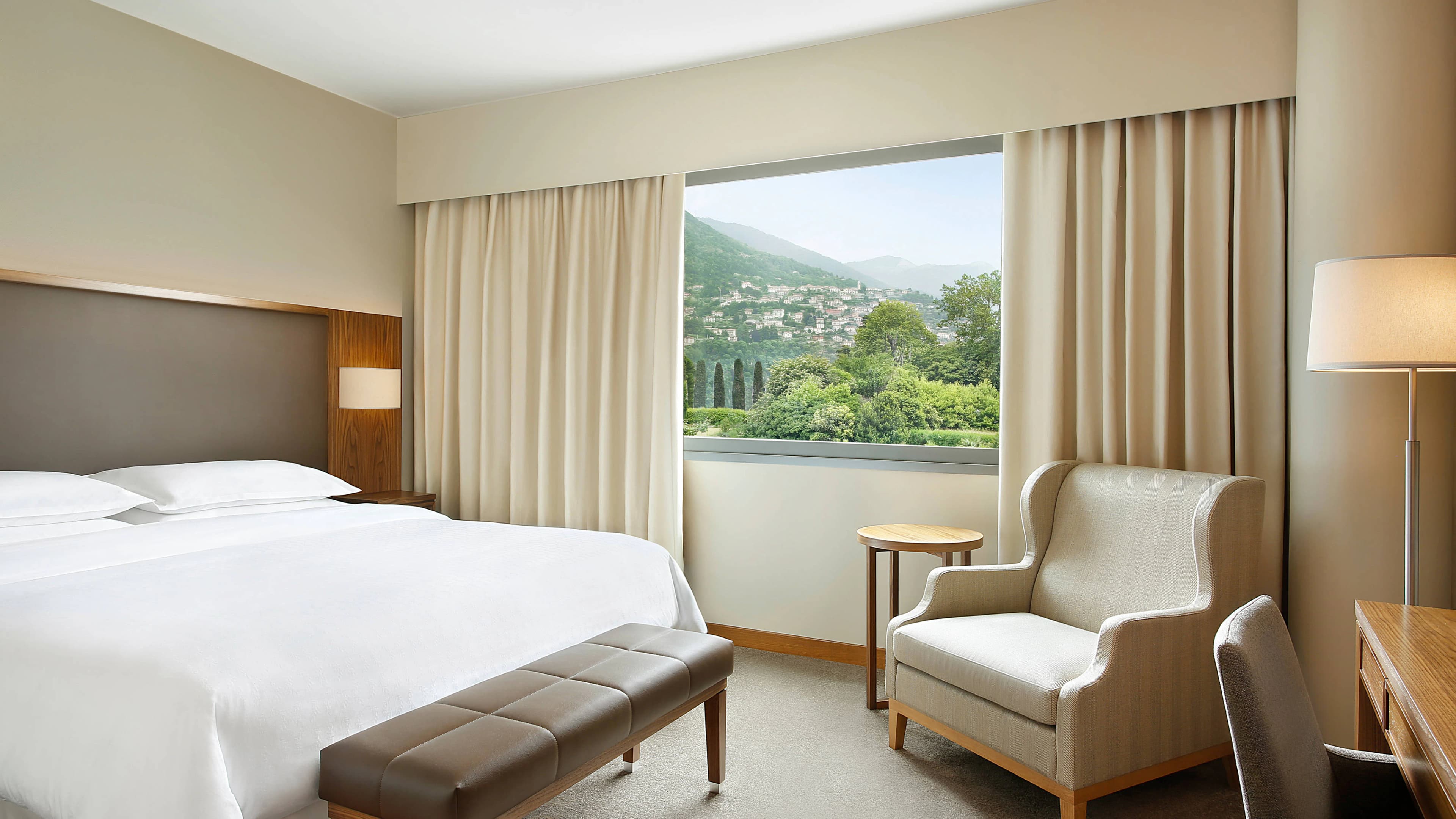 Sheraton Lake Como Hotel - Image 2