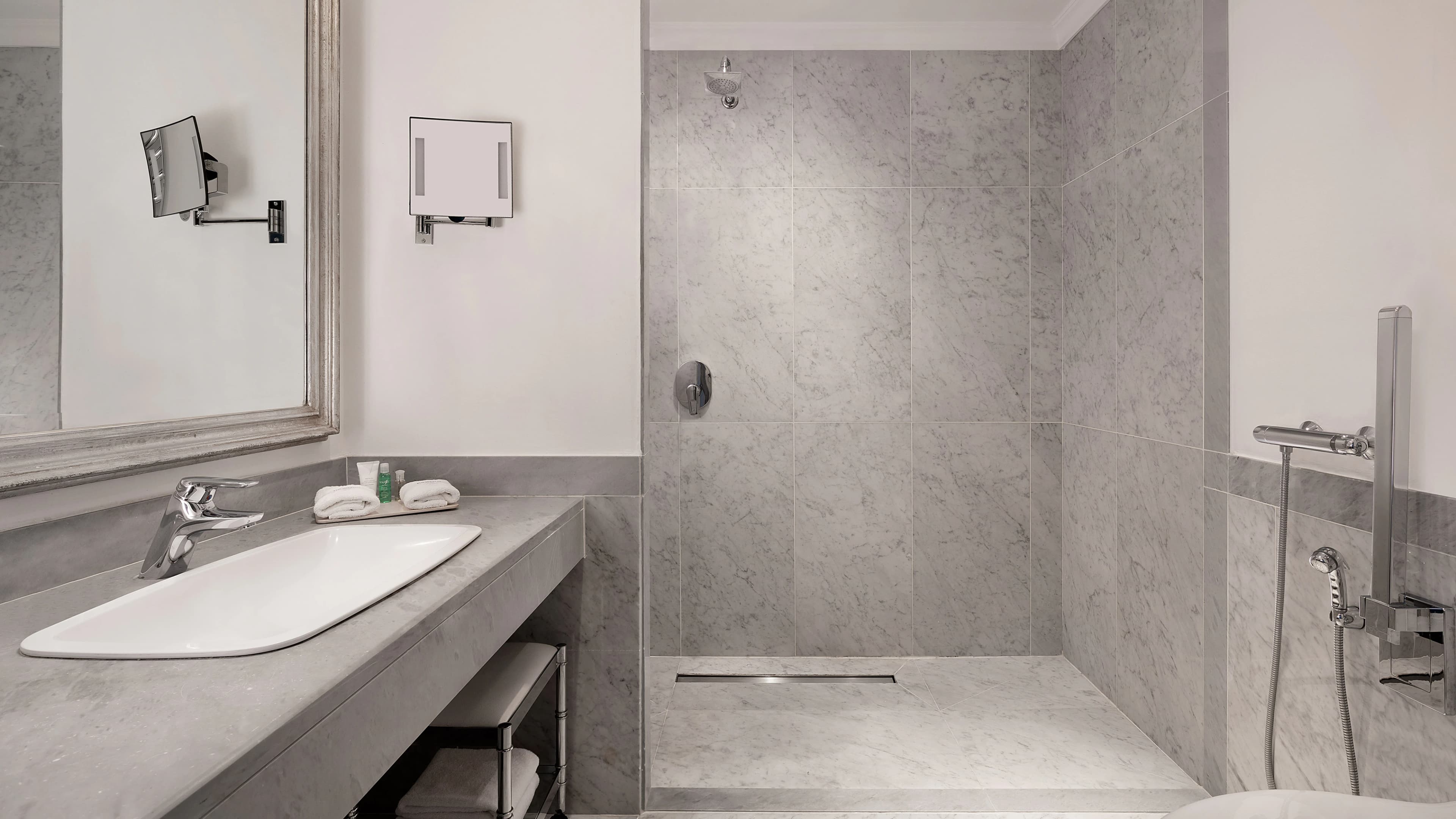 Contemporary - Image 5