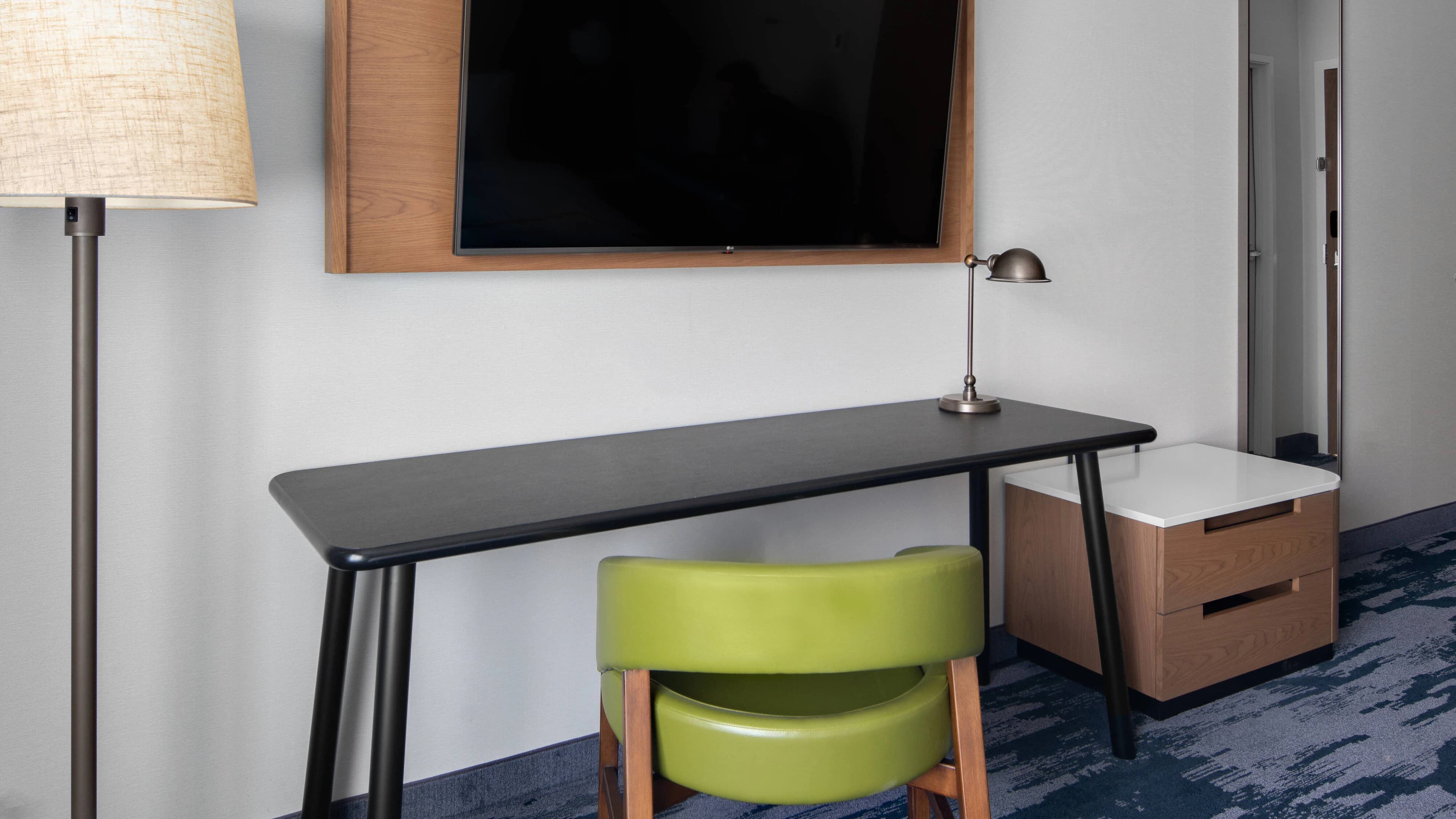 Fairfield Inn & Suites Lake Geneva - Image 4