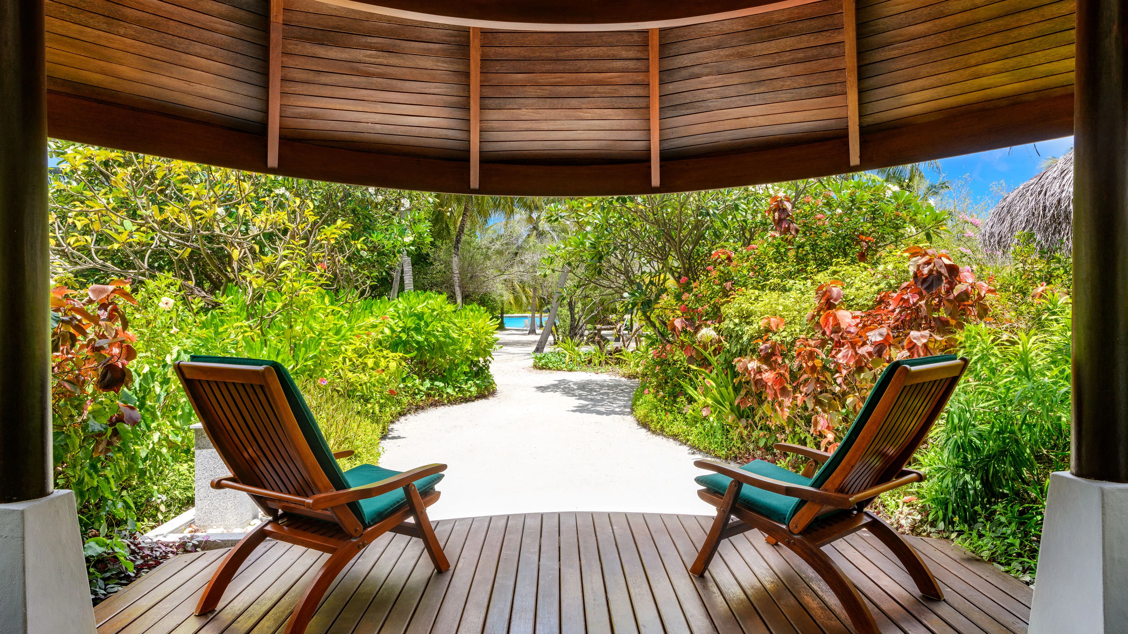 Sheraton Maldives Full Moon Resort & Spa - Image 3