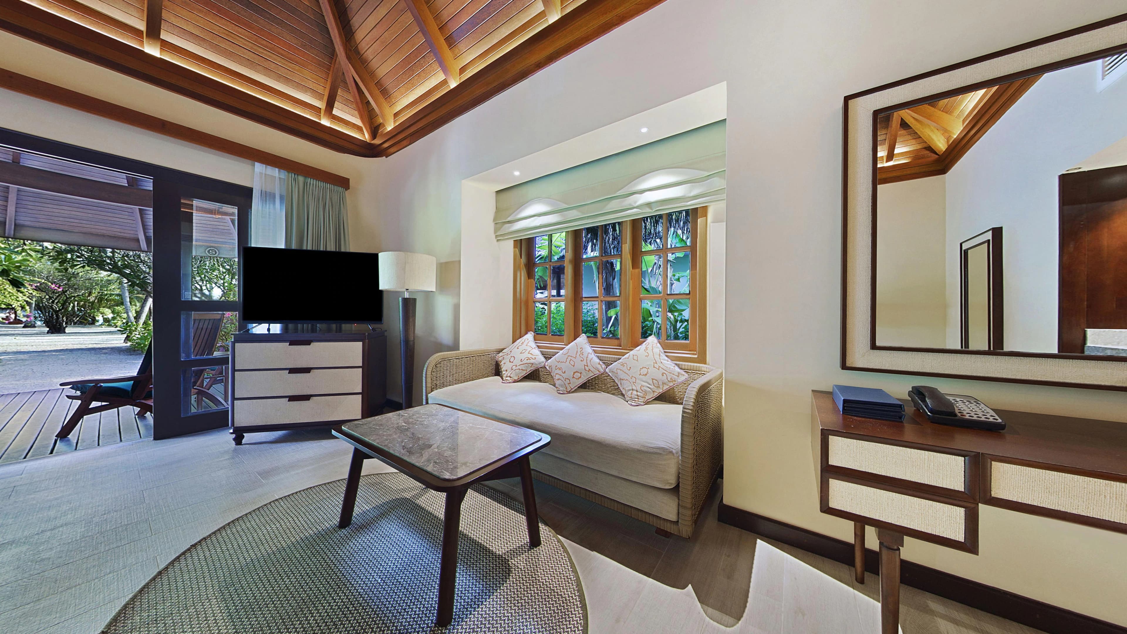 Sheraton Maldives Full Moon Resort & Spa - Image 5