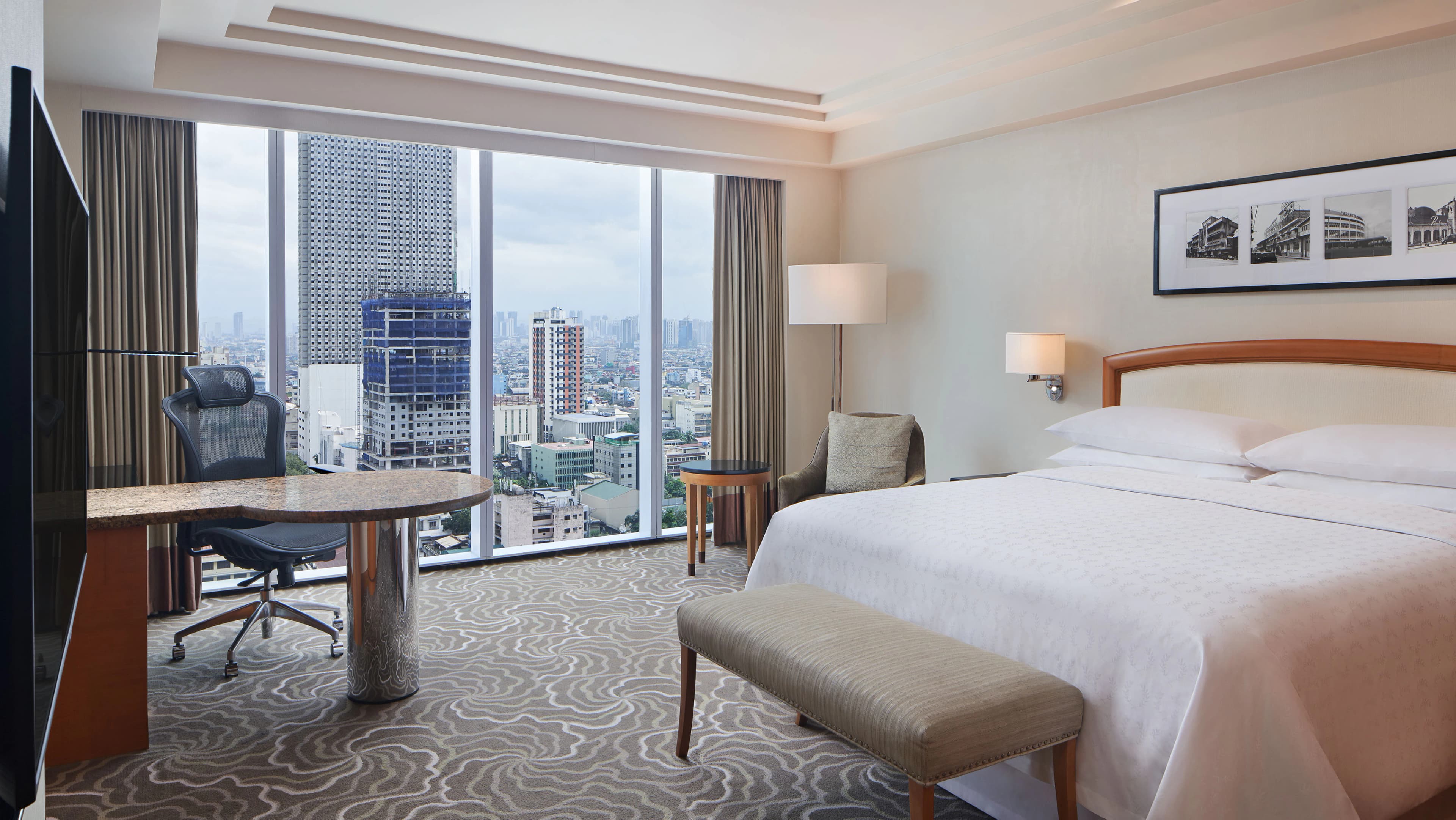Sheraton Manila Bay - Image 2