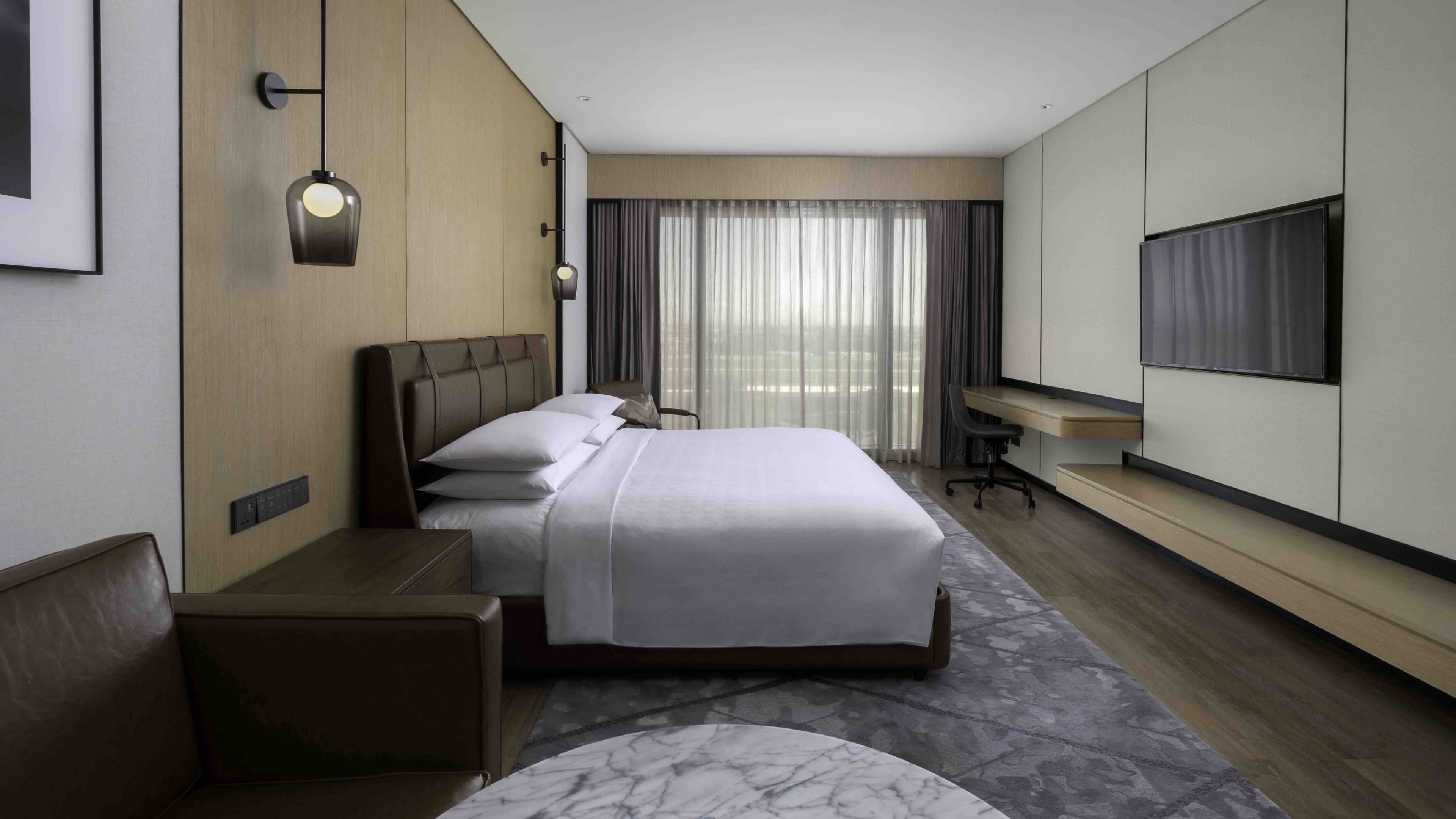 Sheraton Manila Hotel at Newport World Resorts - Image 2