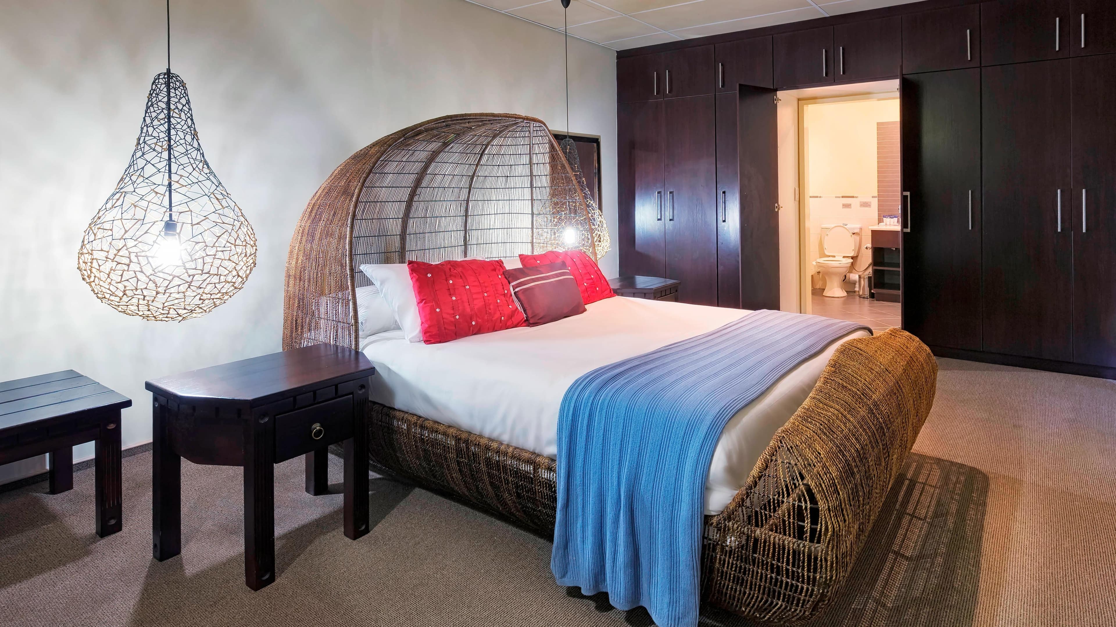 Protea Hotel Zambezi River Lodge - Image 4