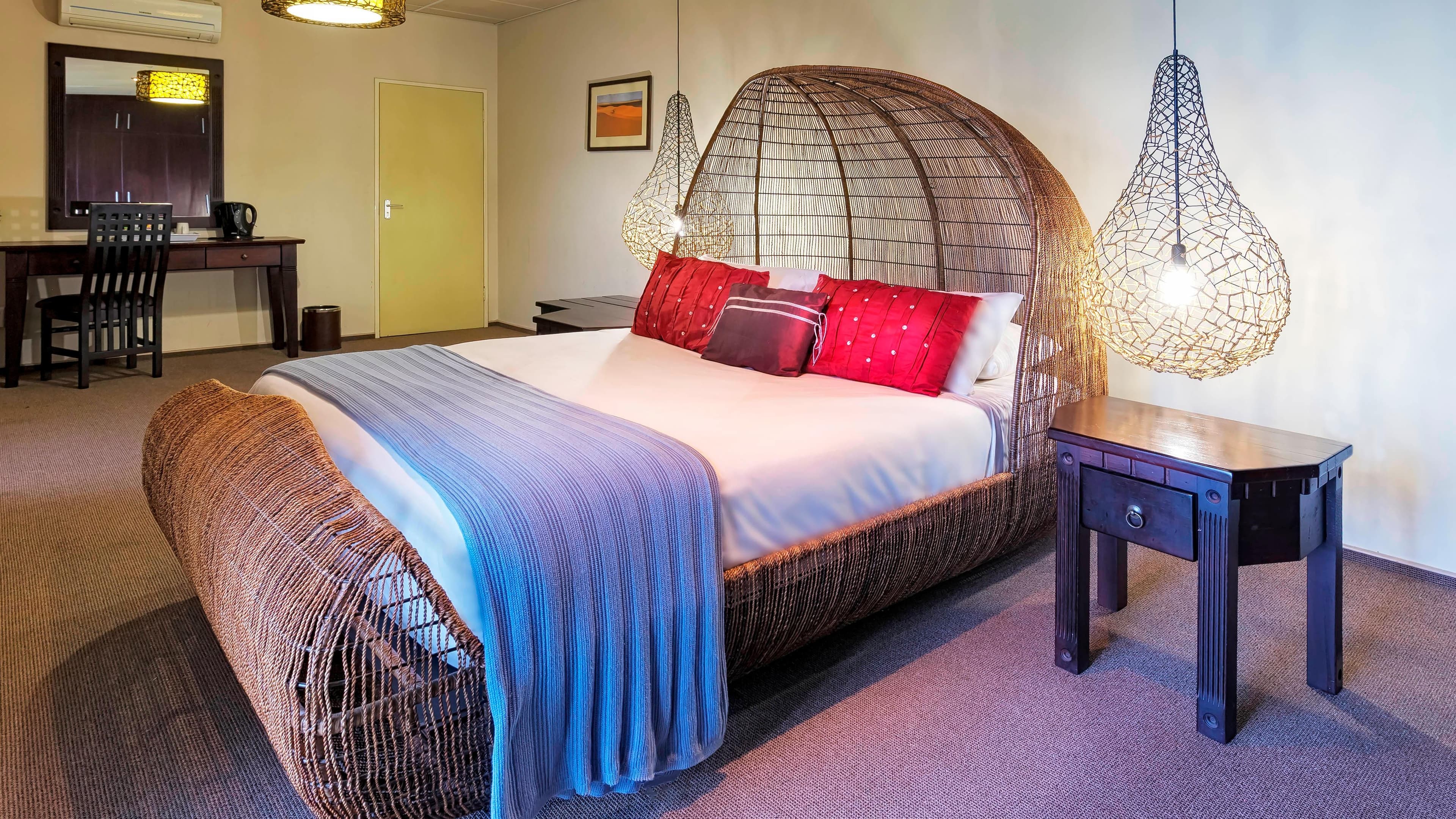 Protea Hotel Zambezi River Lodge - Image 5