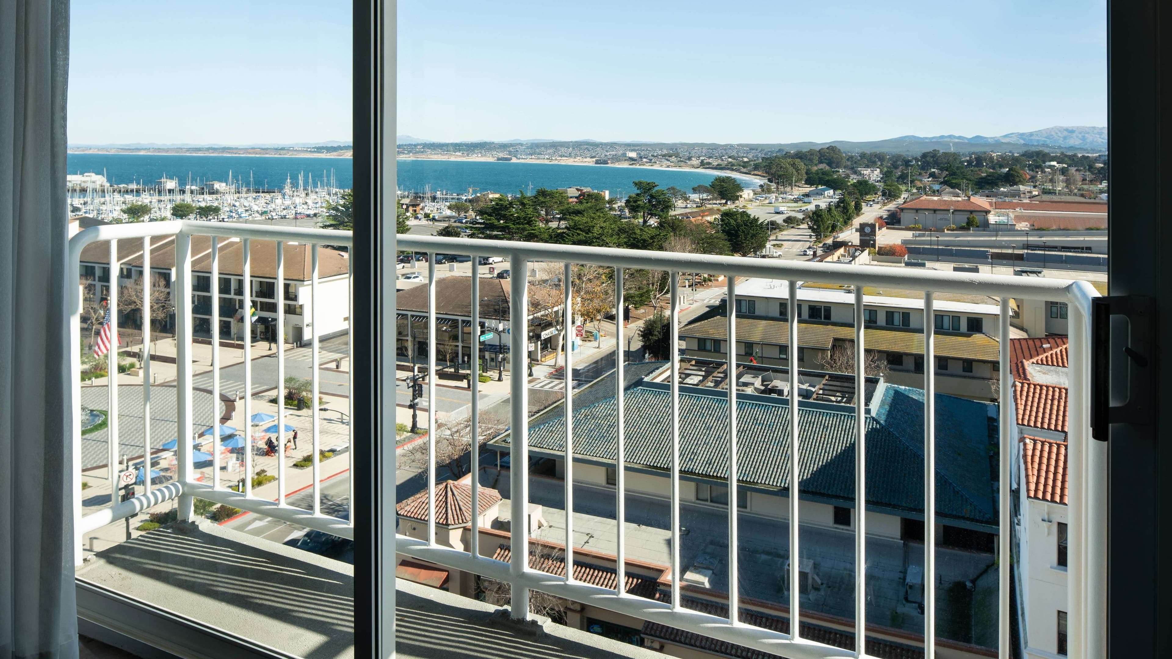 Monterey Marriott - Image 5