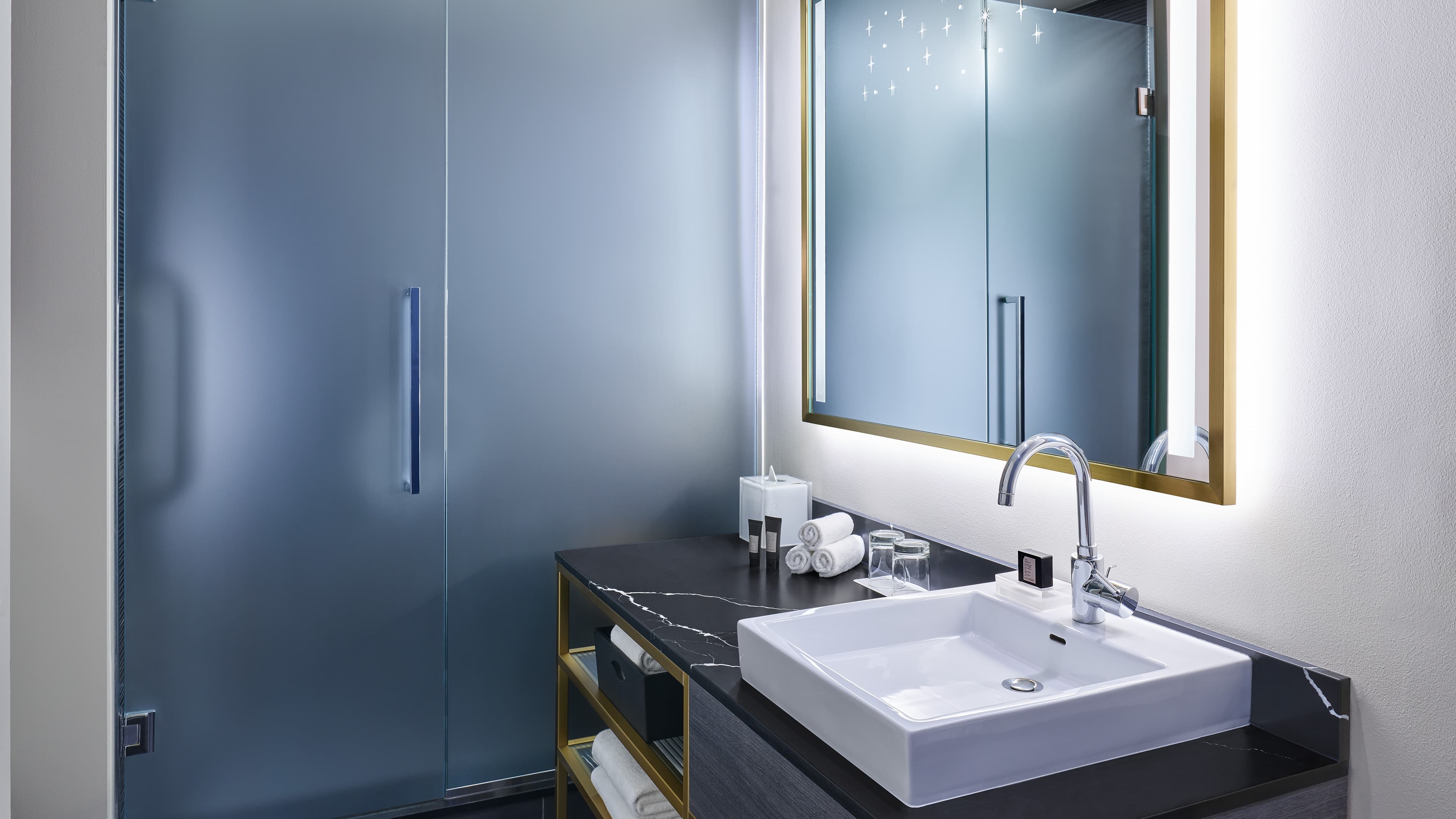 Standard - Image 4