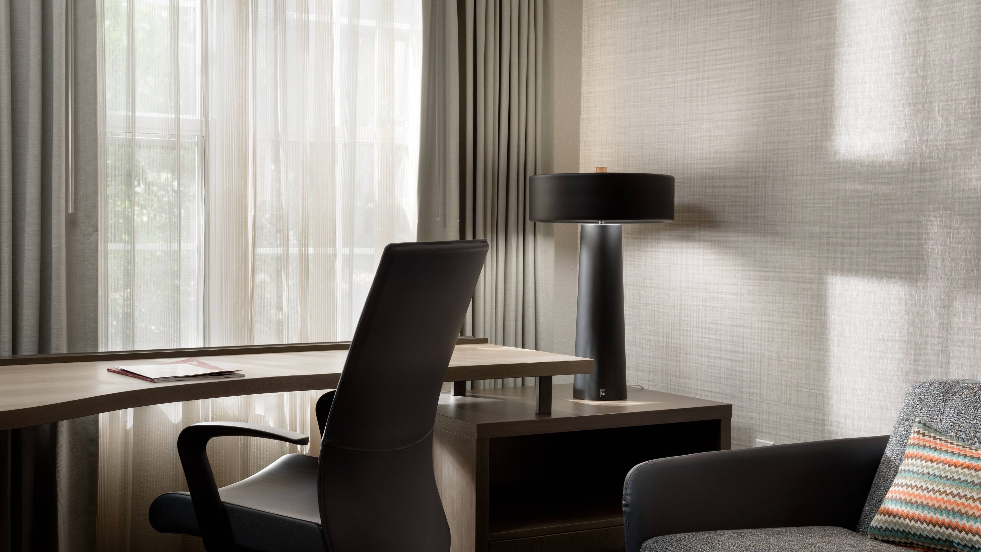 King Studio Suite - Image 4