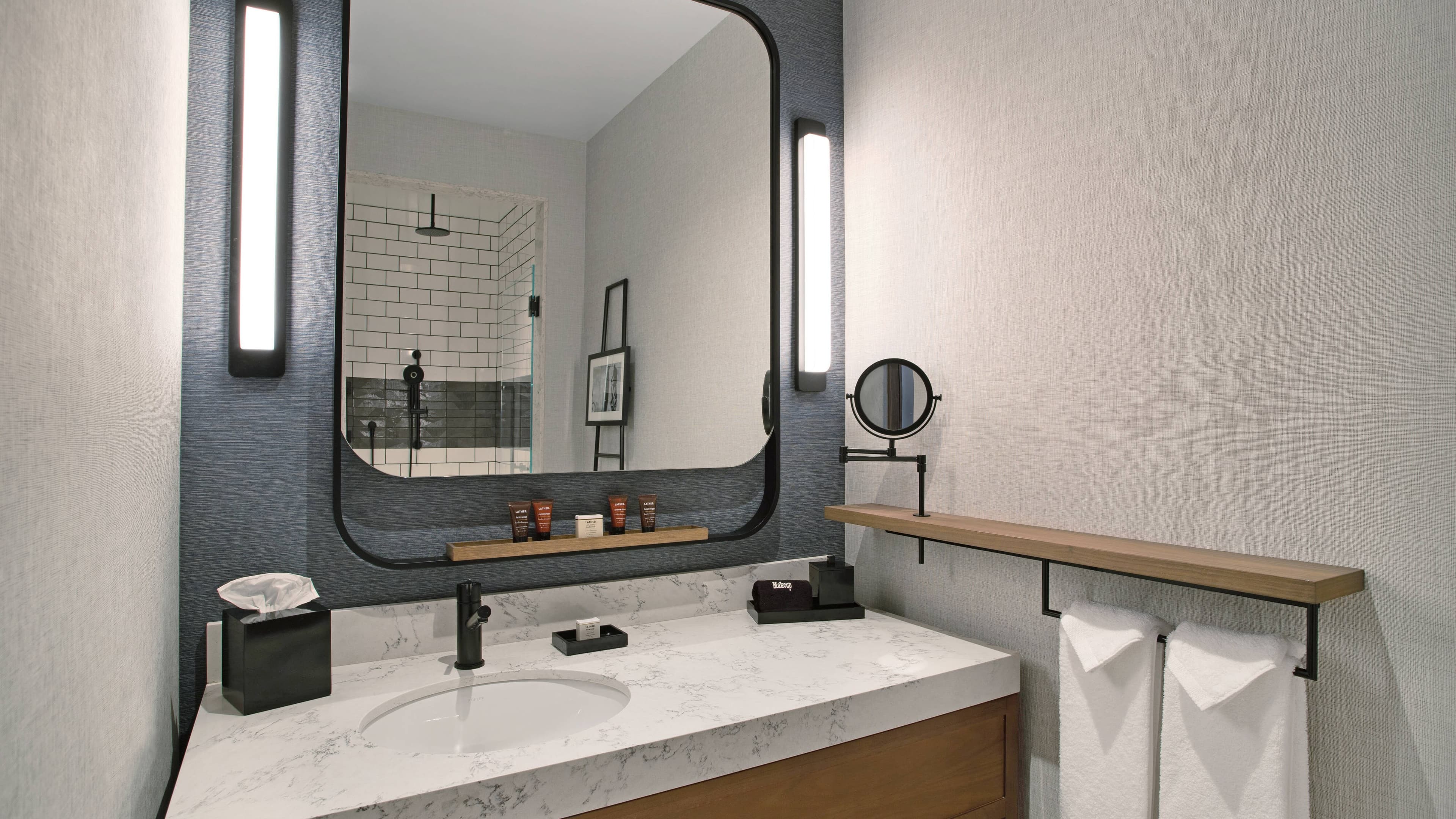 Industrious King - Image 7