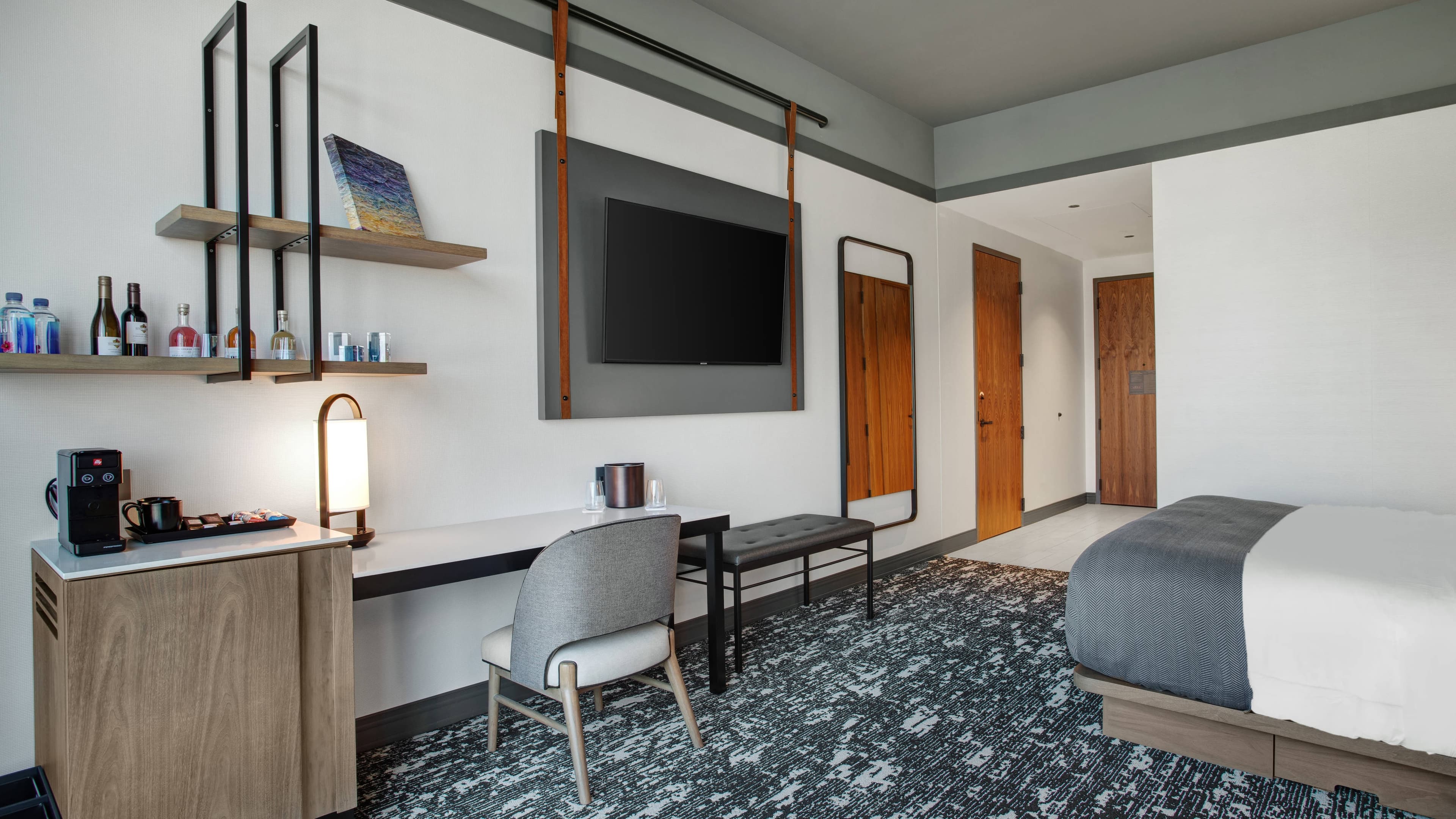 Industrious King - Image 2