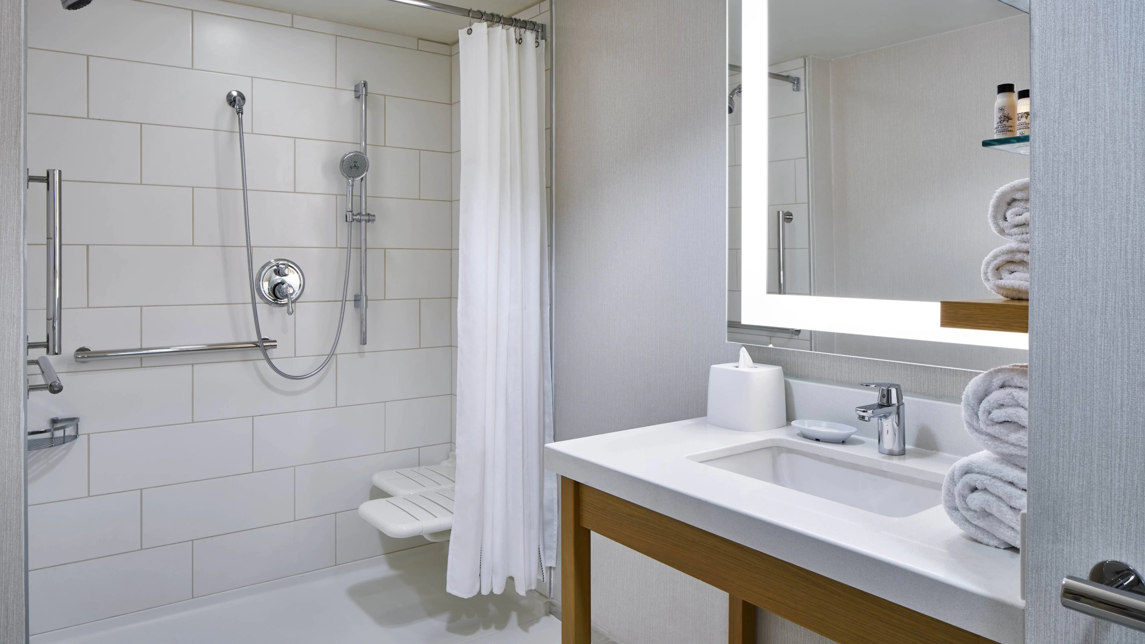 Delta Hotels Norfolk Airport - Image 5