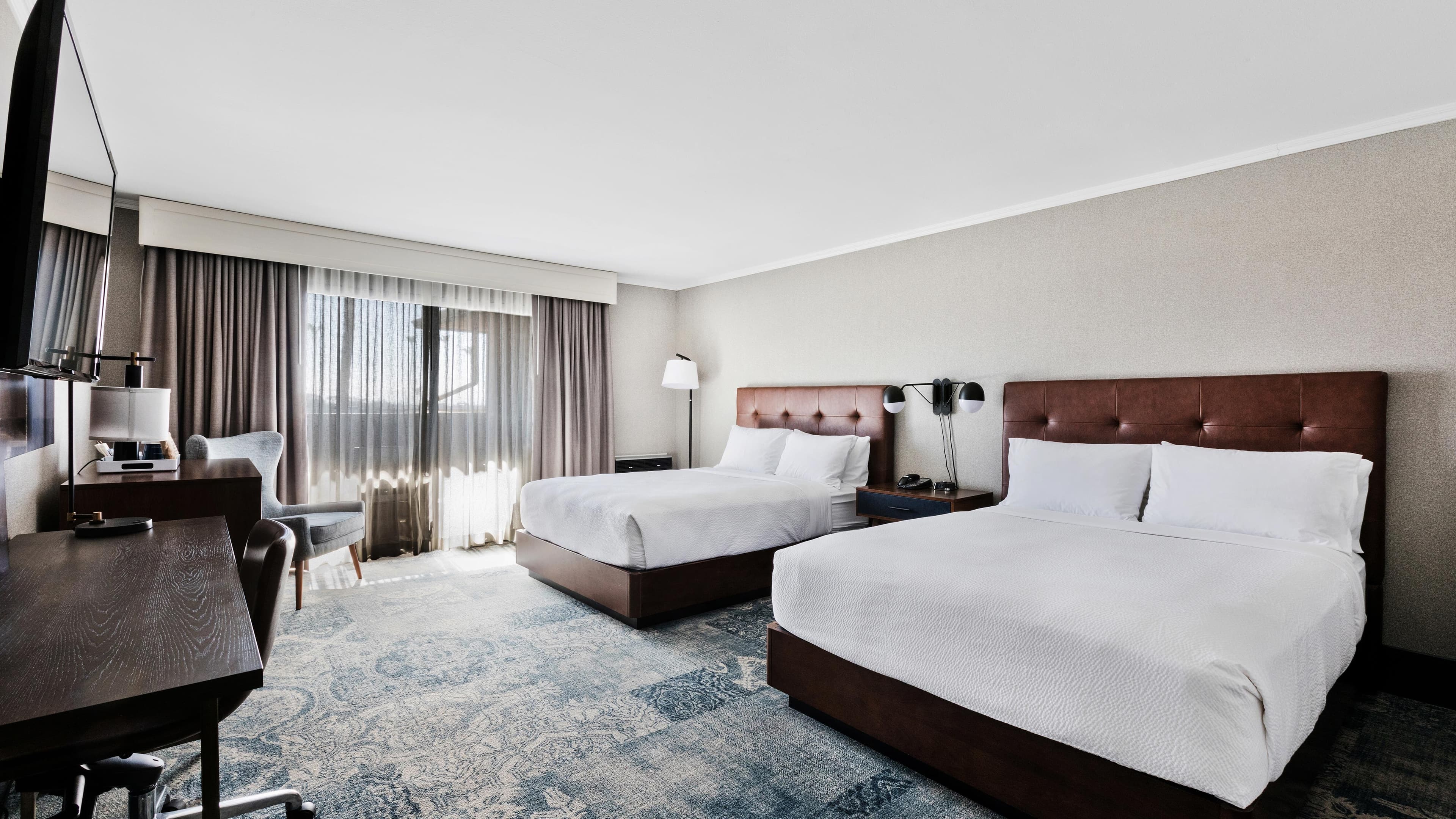 Four Points by Sheraton Ventura Harbor Resort - Image 4