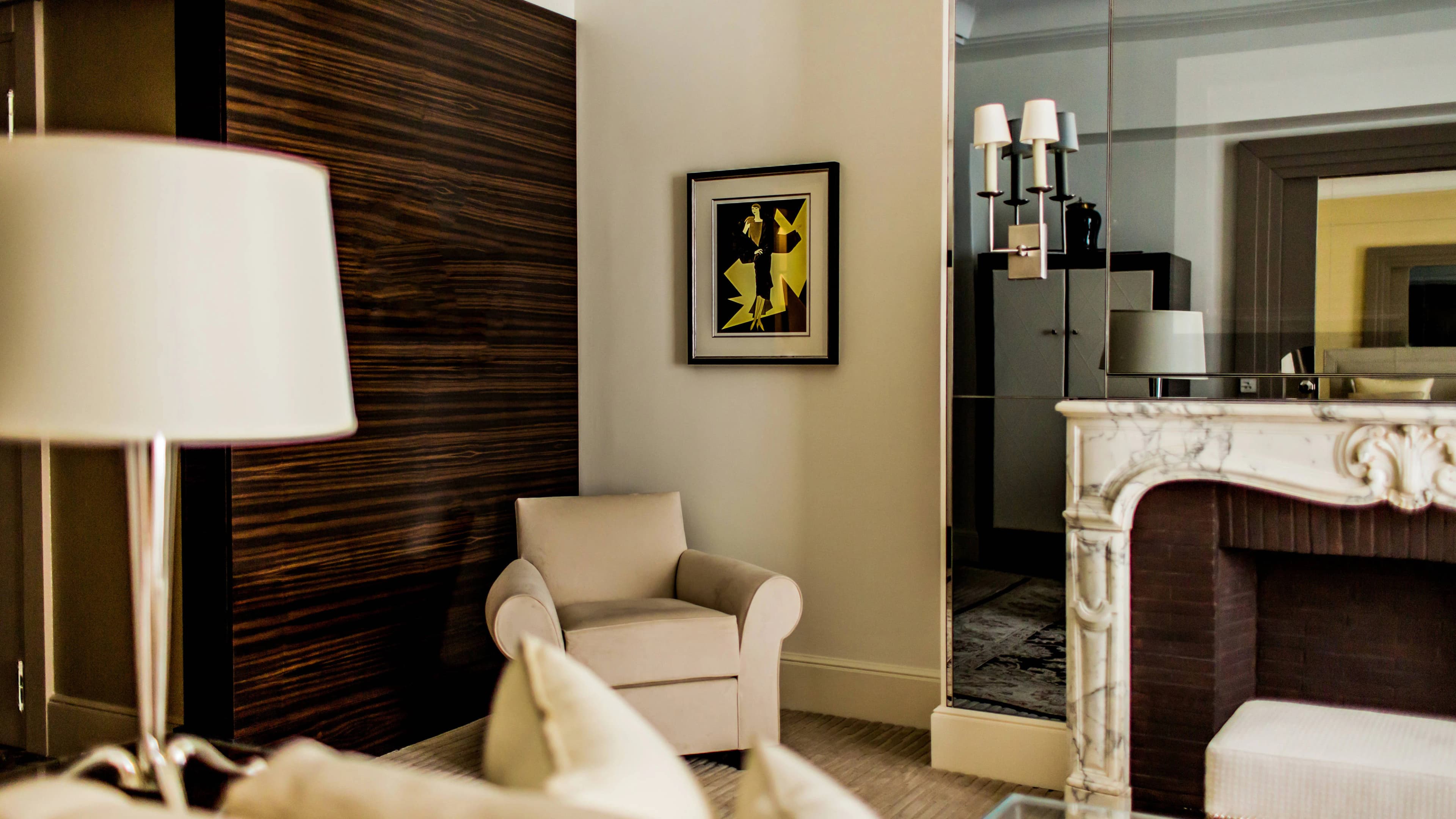 Macassar Suite - Image 6