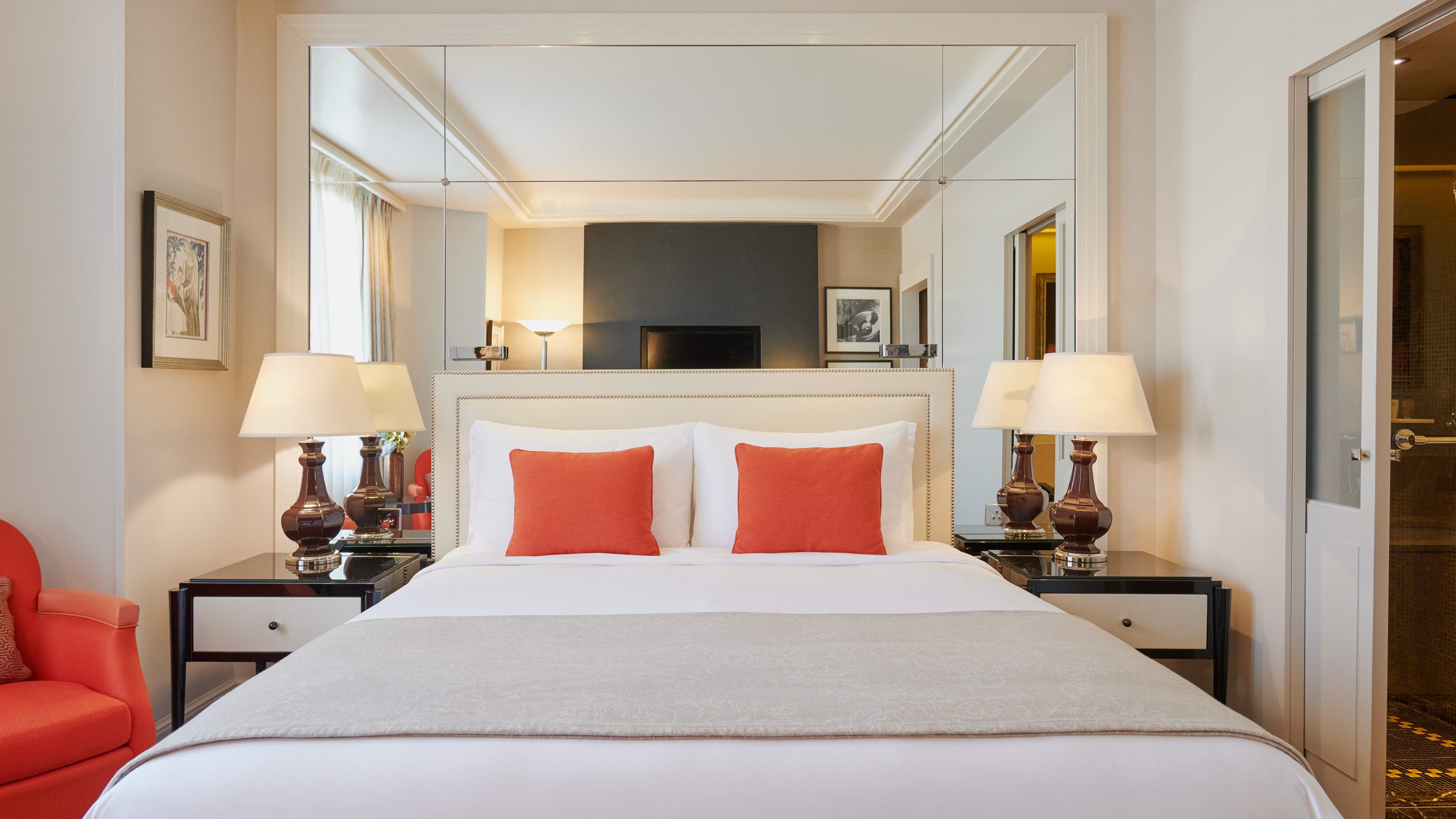 Prince de Galles, a Luxury Collection Hotel, Paris - Image 2