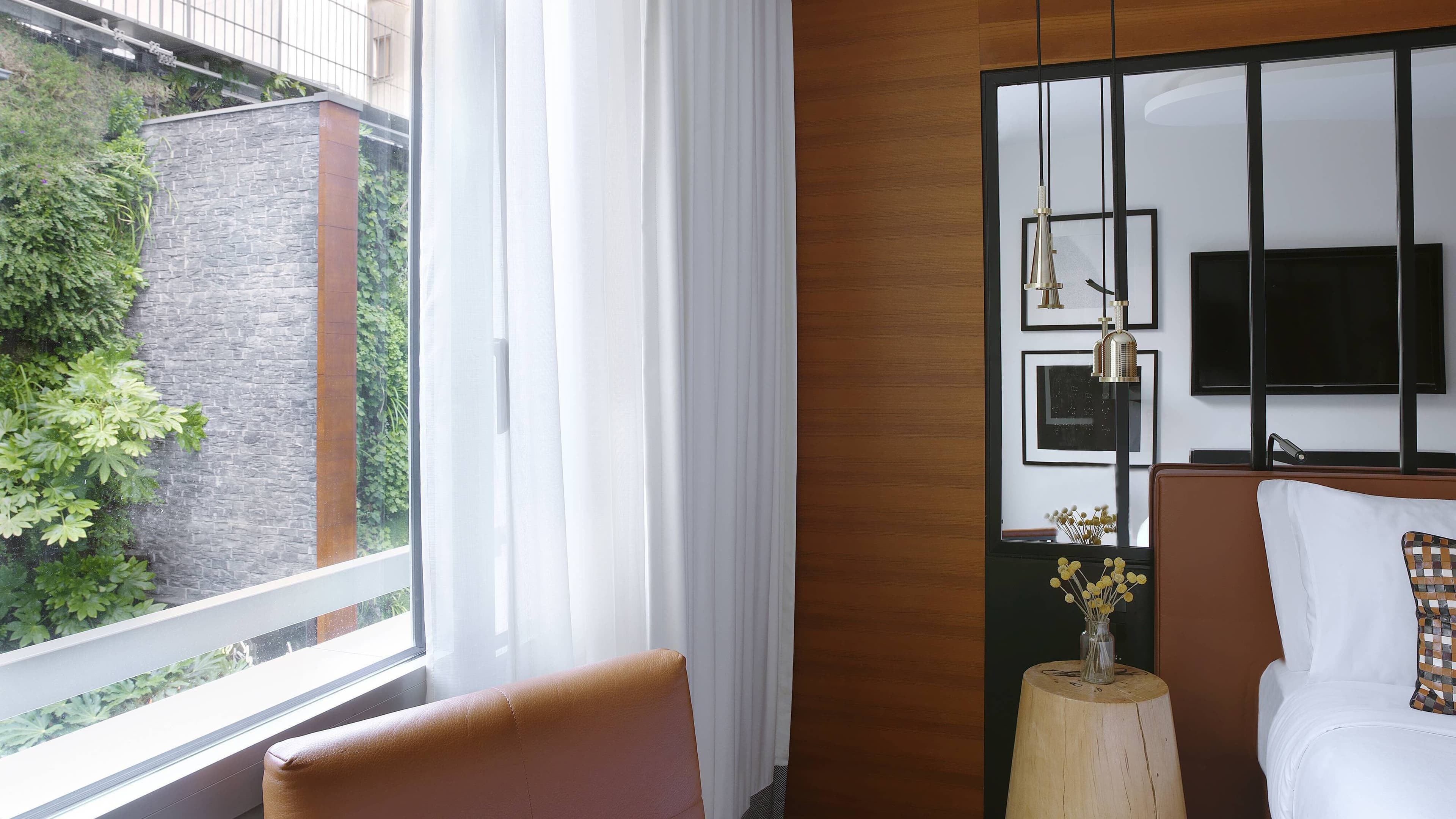 Renaissance Paris Republique Hotel - Image 5