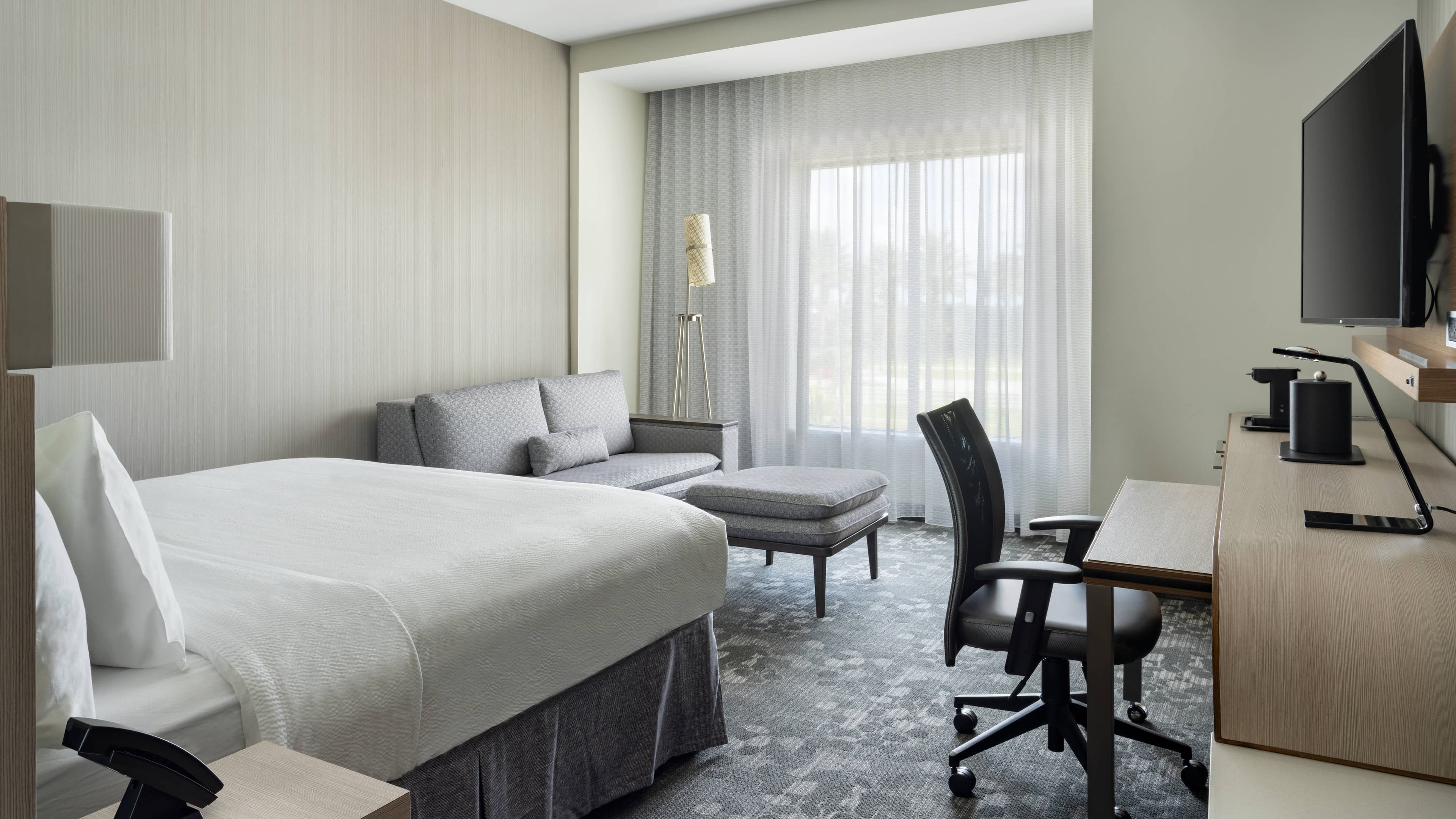 Courtyard Port St. Lucie Tradition - Image 2