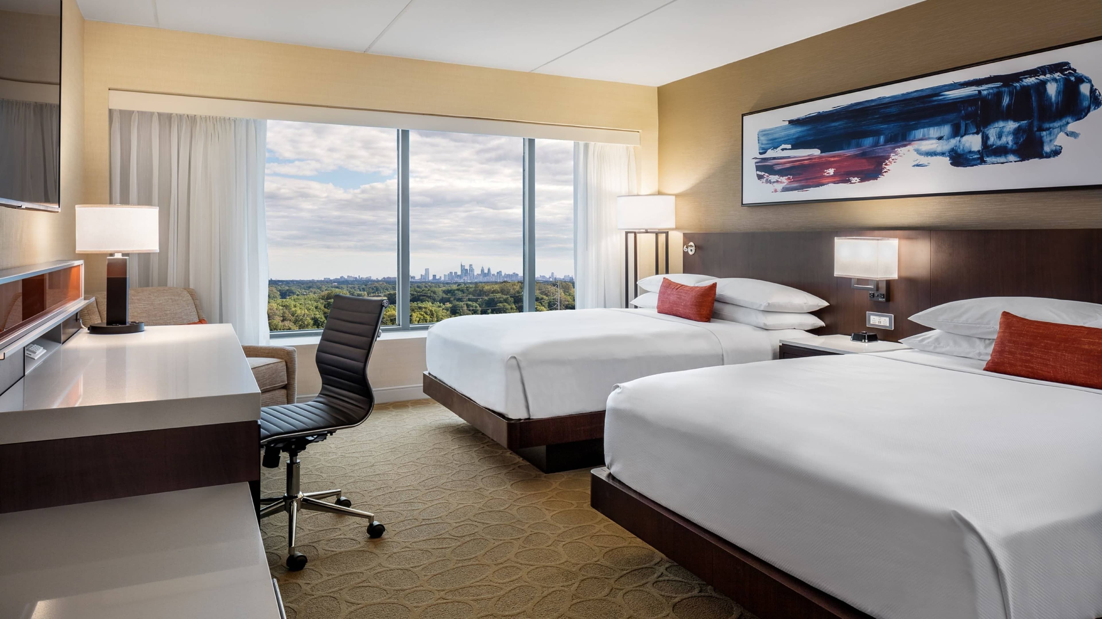 2 Queen Beds - Image 1