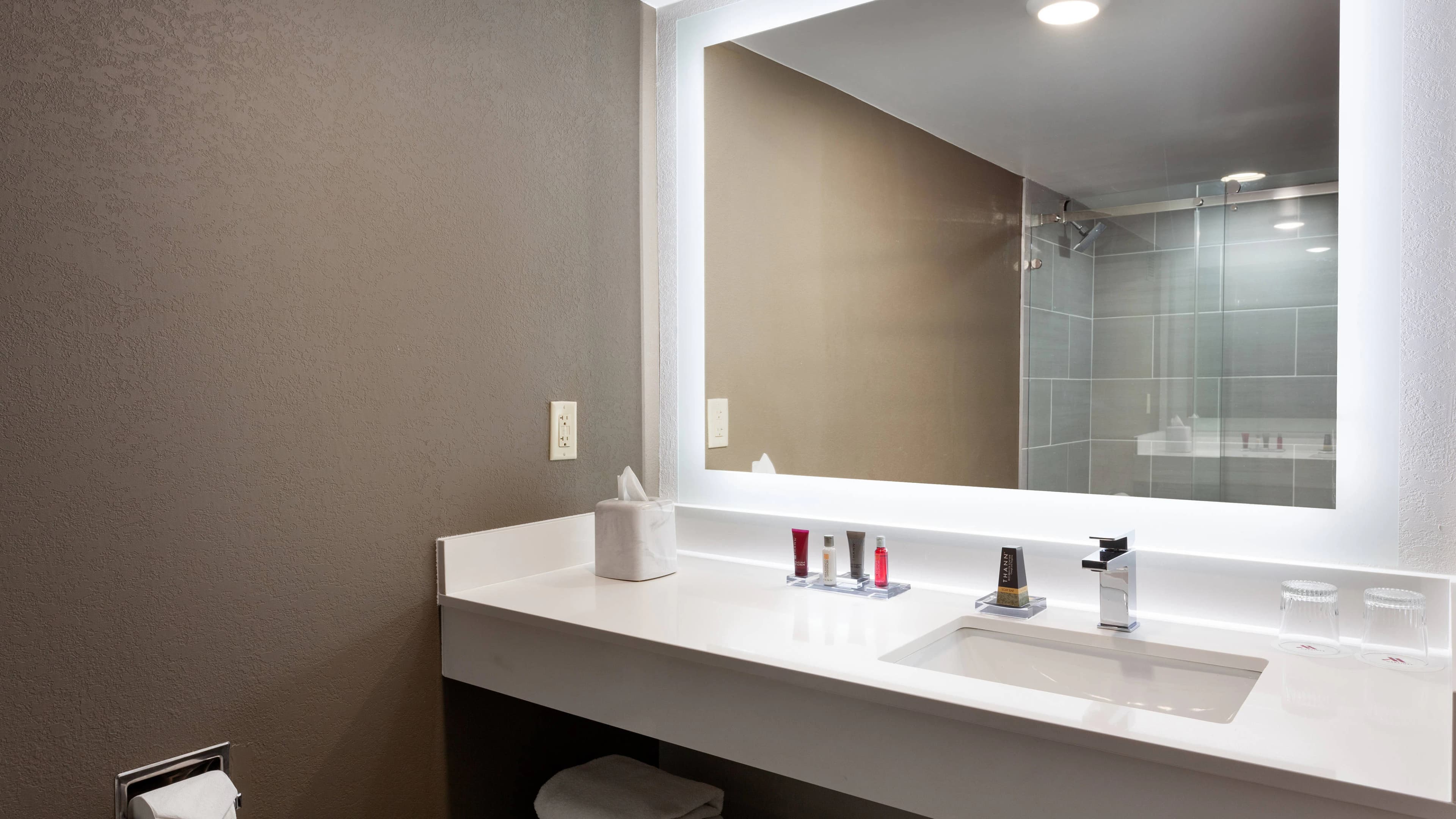 Marriott Phoenix Airport - Image 3