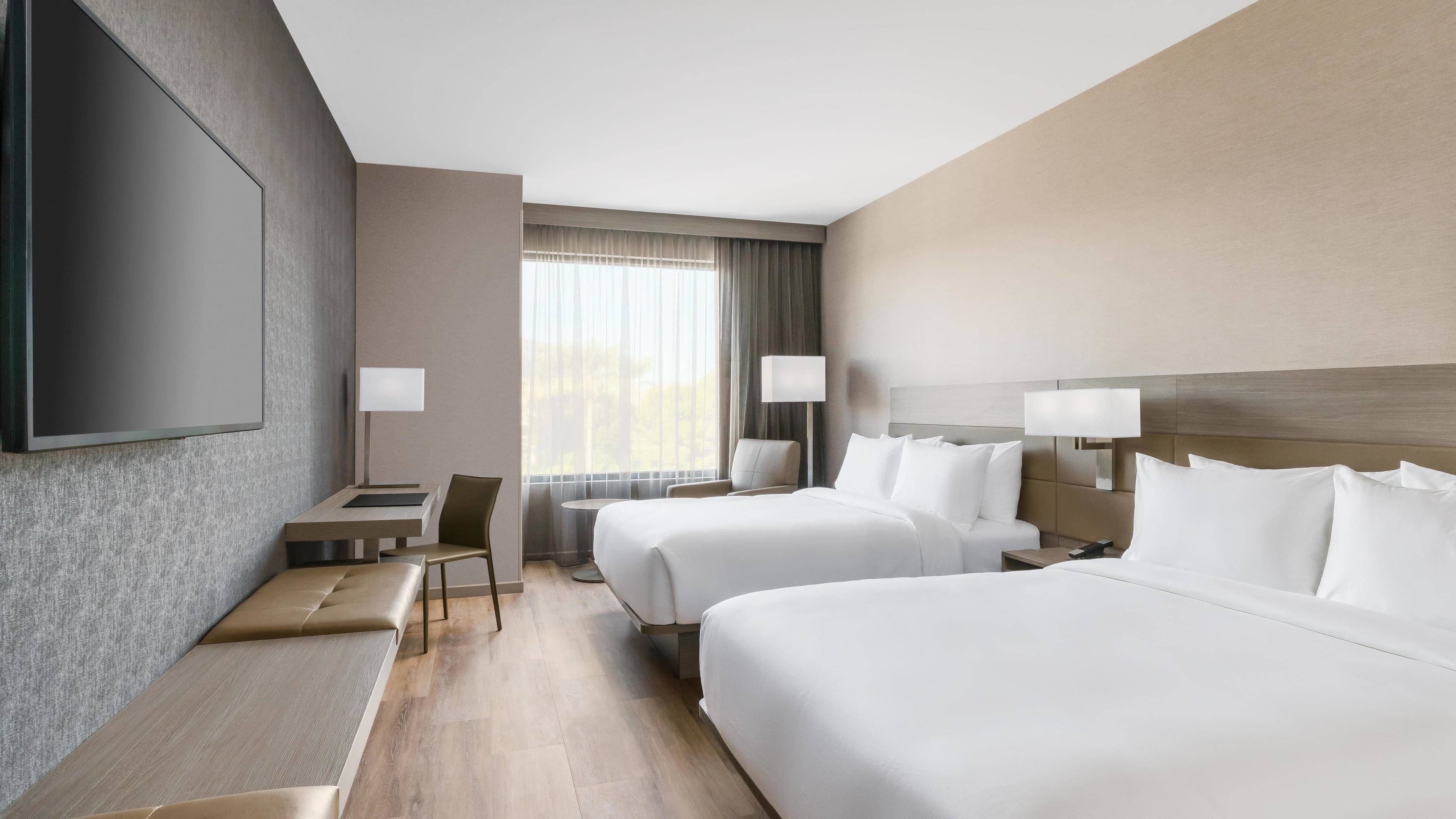 Double Queen - Image 2