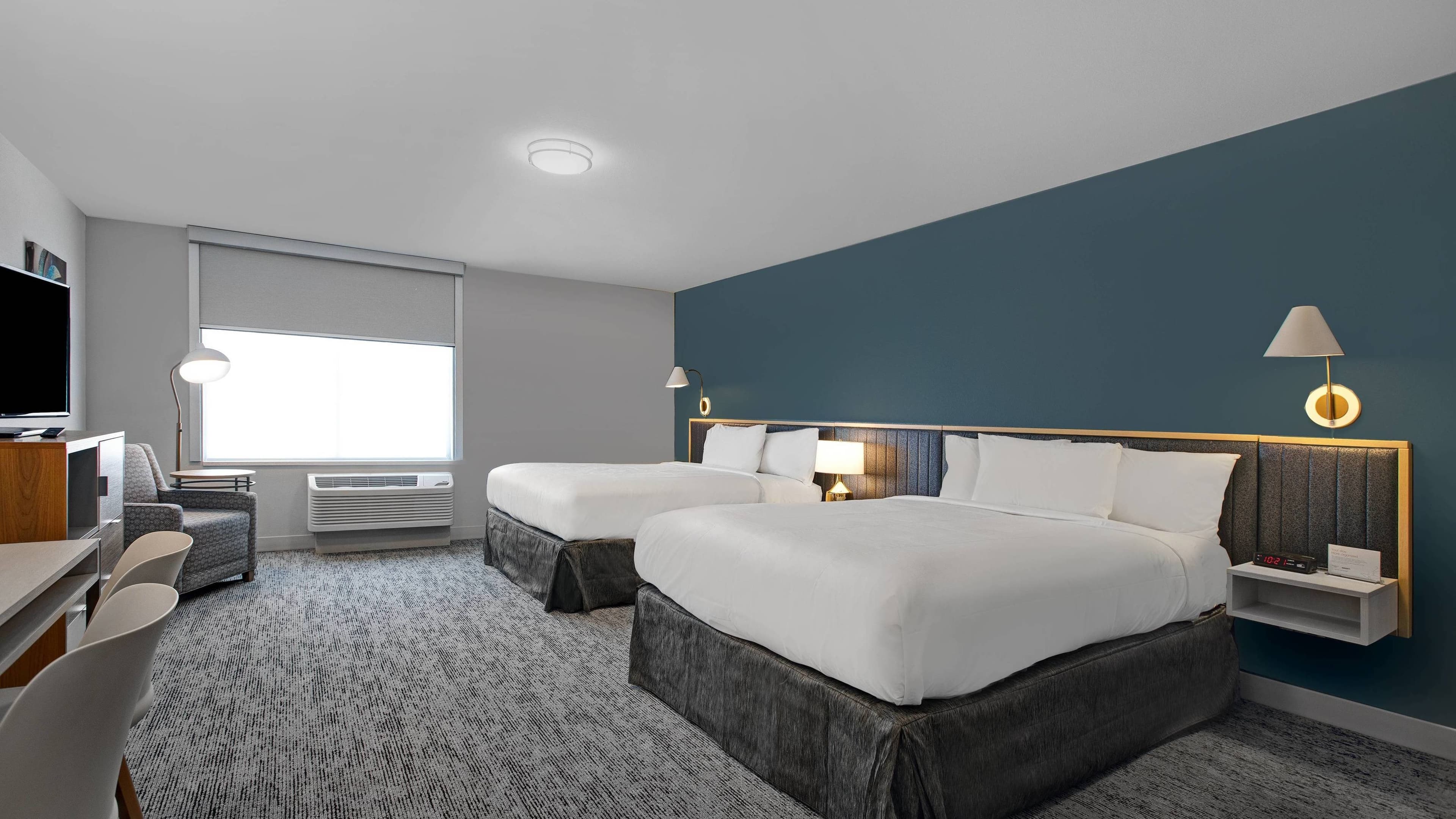 Two Queen Studio Suite - Image 4