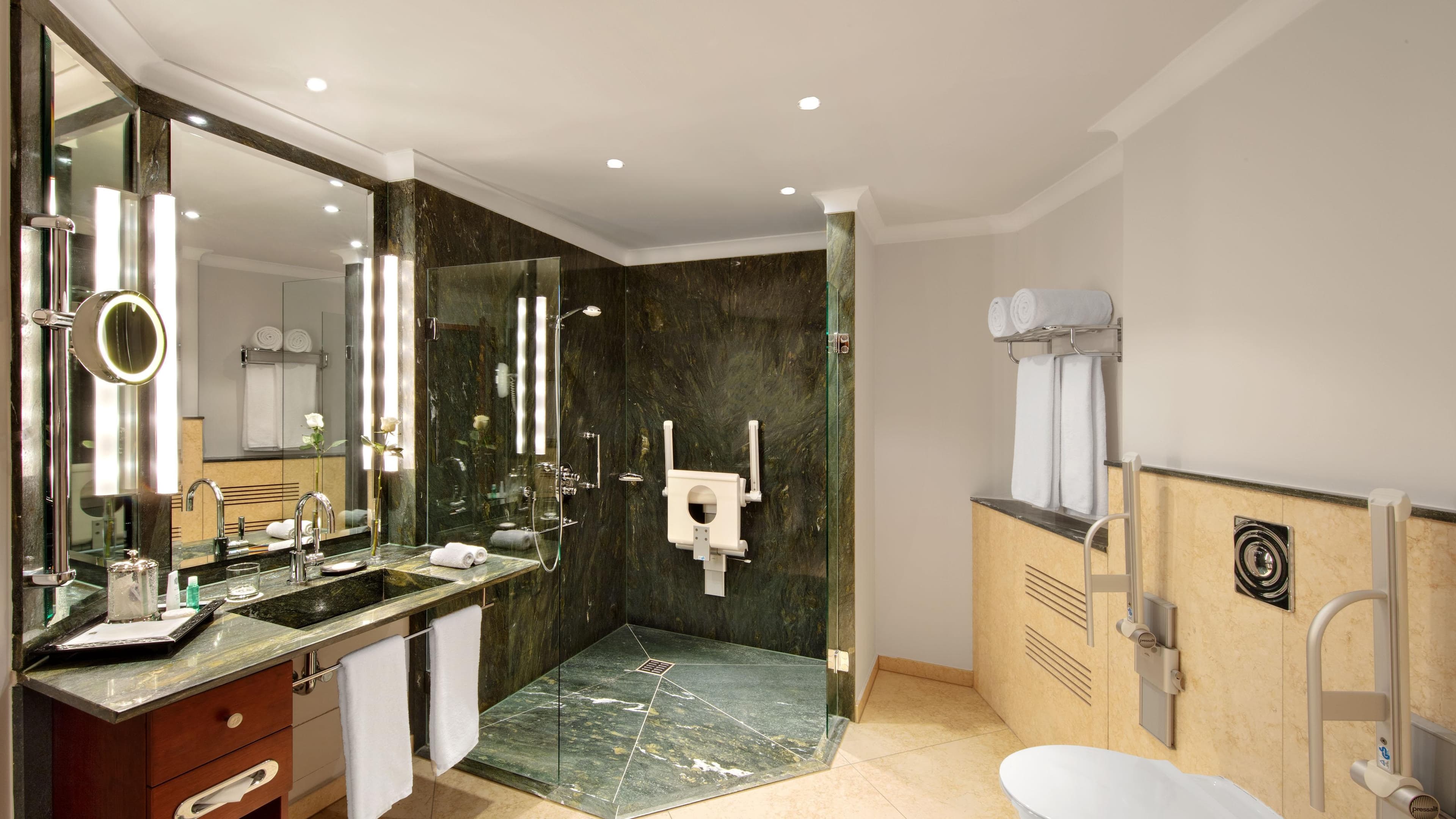 Grand Deluxe Garden - Image 9