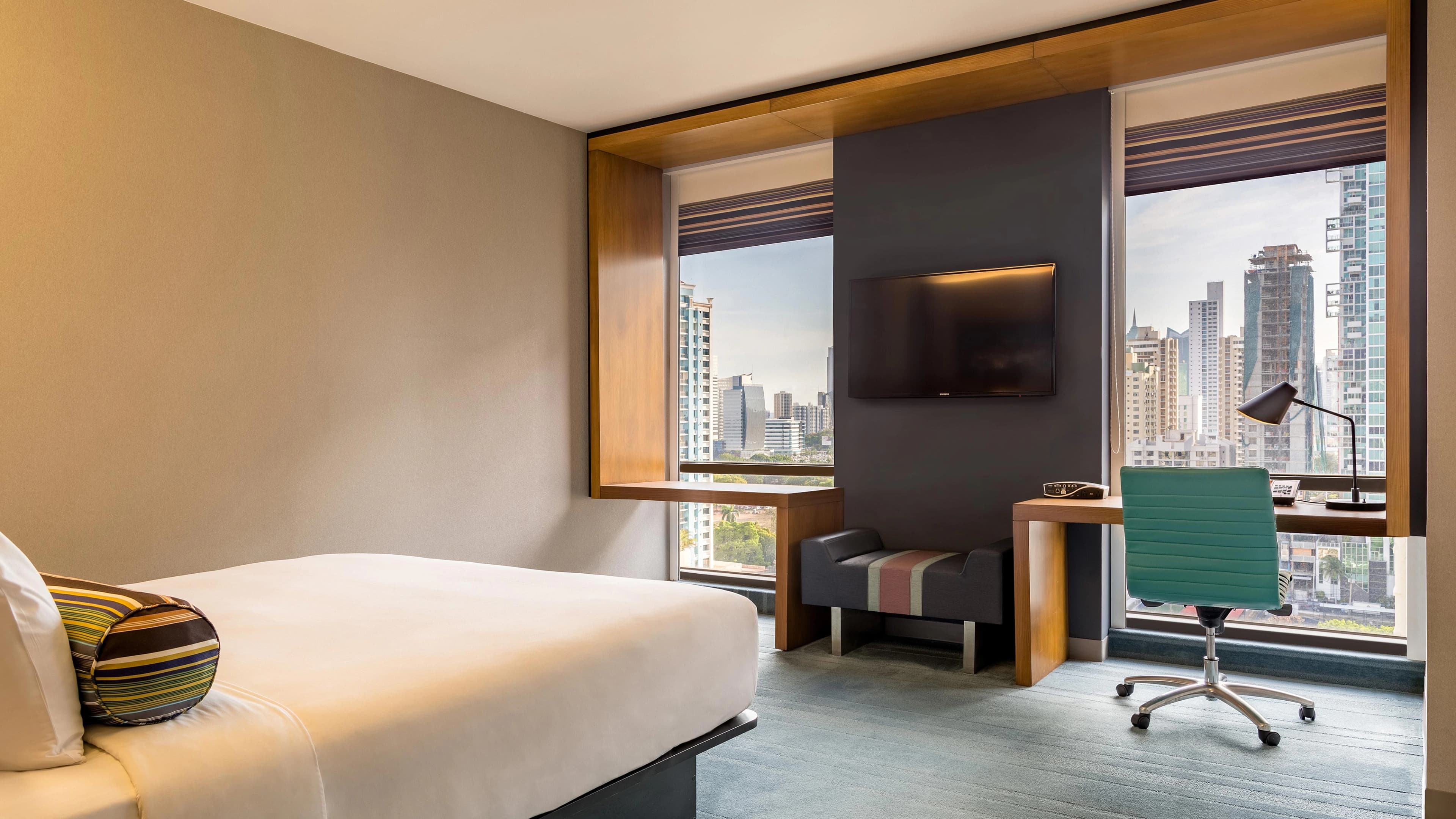 Aloft Panama - Image 2
