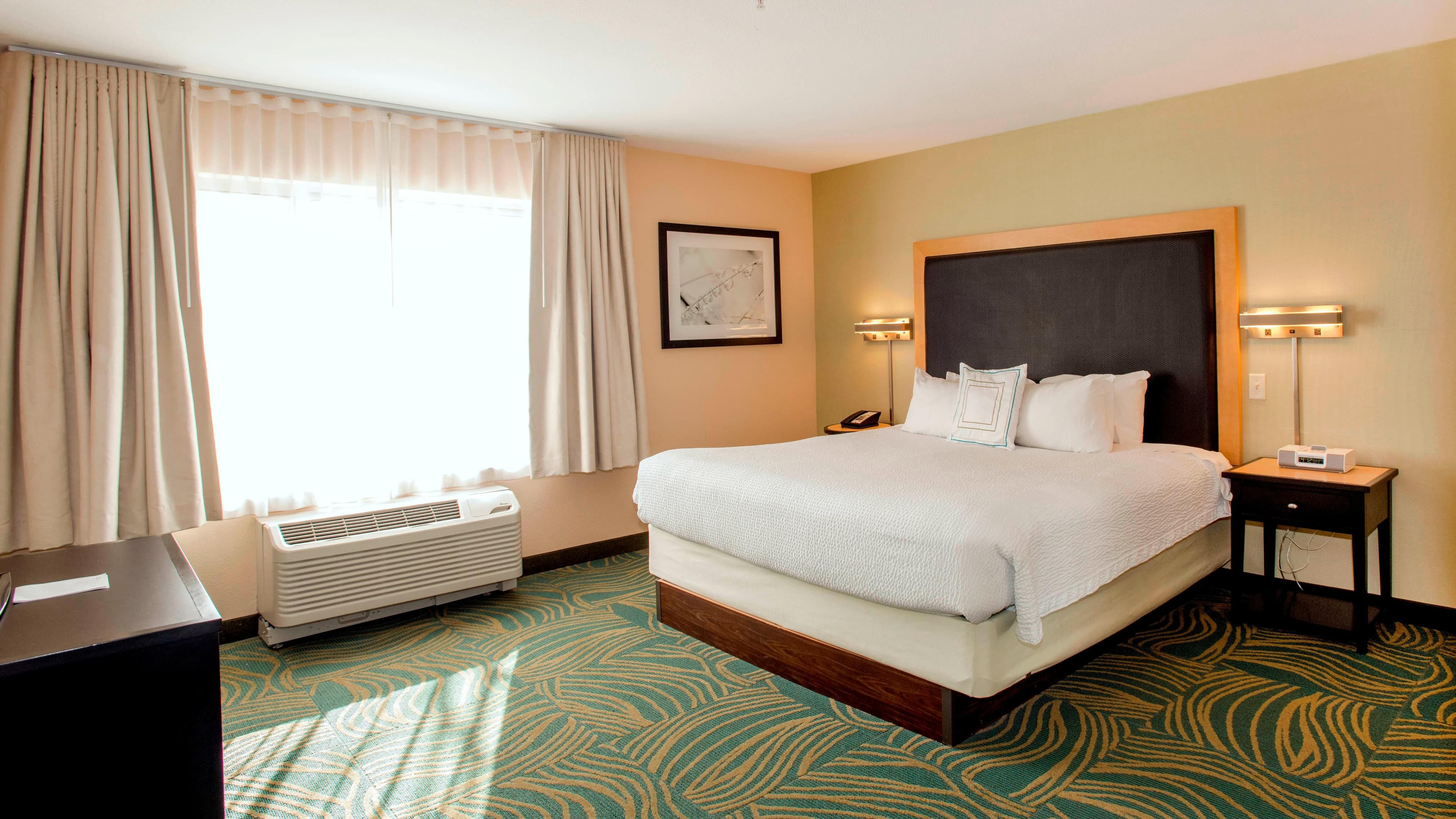 SpringHill Suites Pueblo Downtown - Image 2