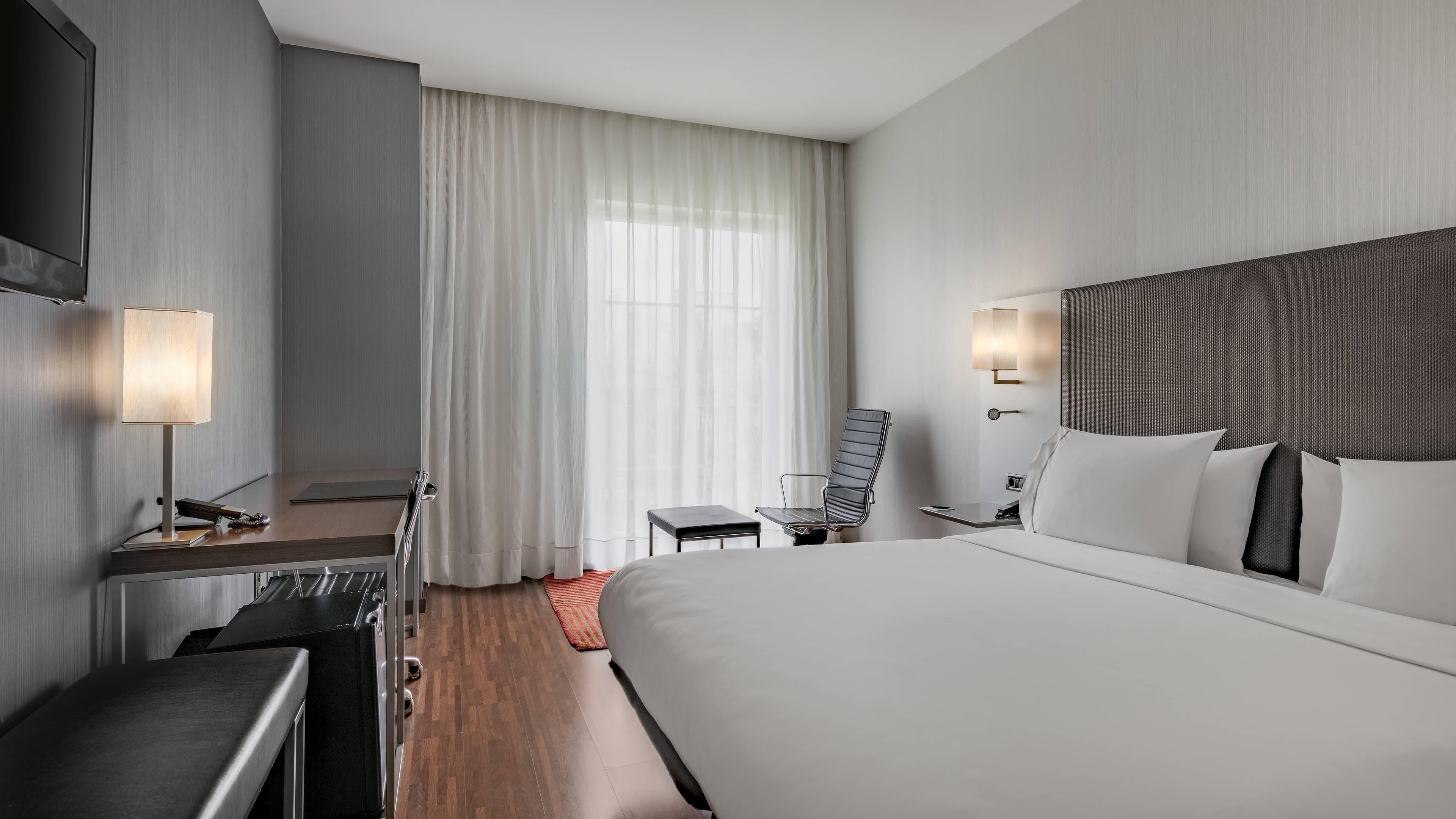 AC Hotel Burgos - Image 4