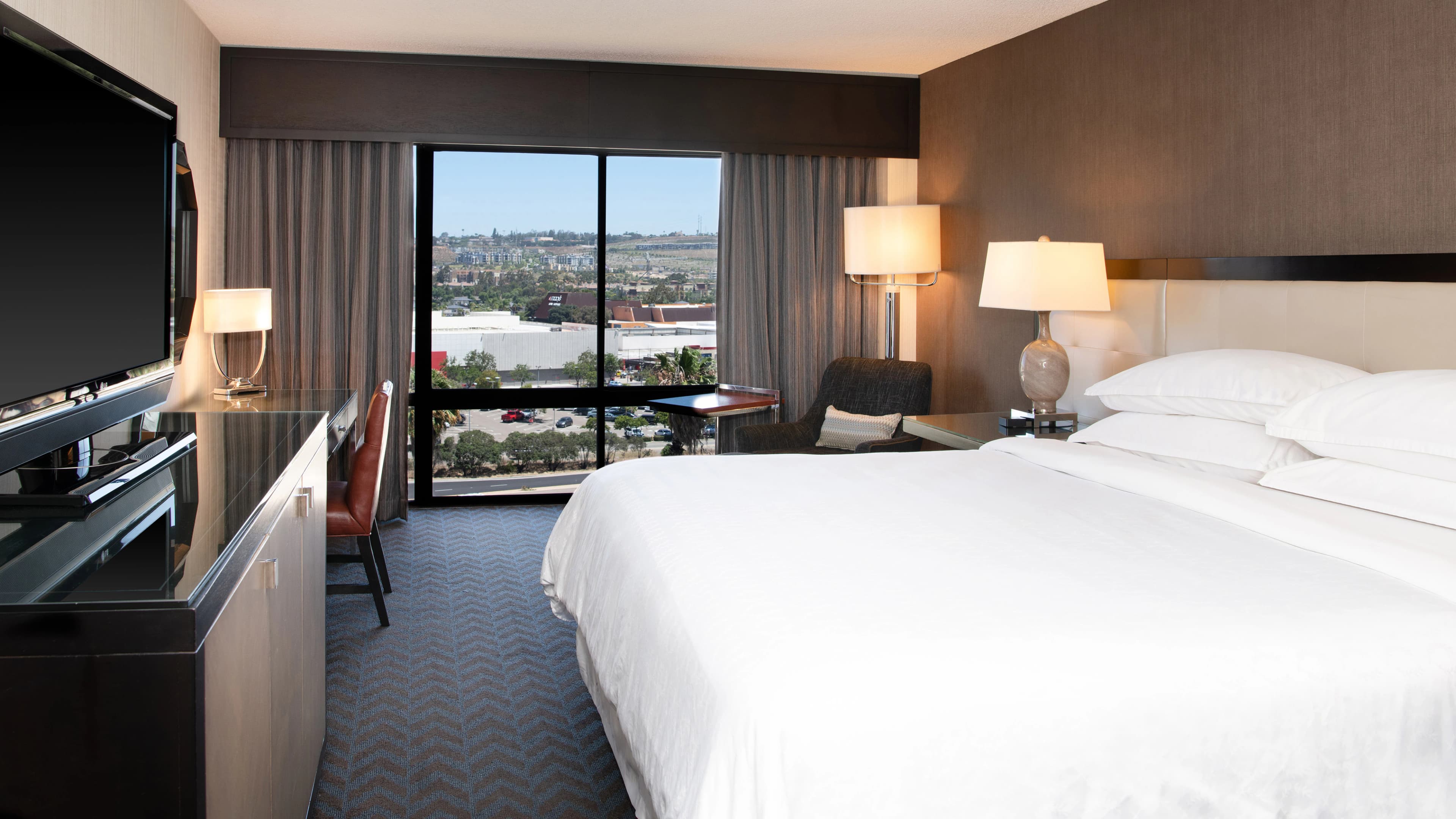 Sheraton Mission Valley San Diego Hotel - Image 2