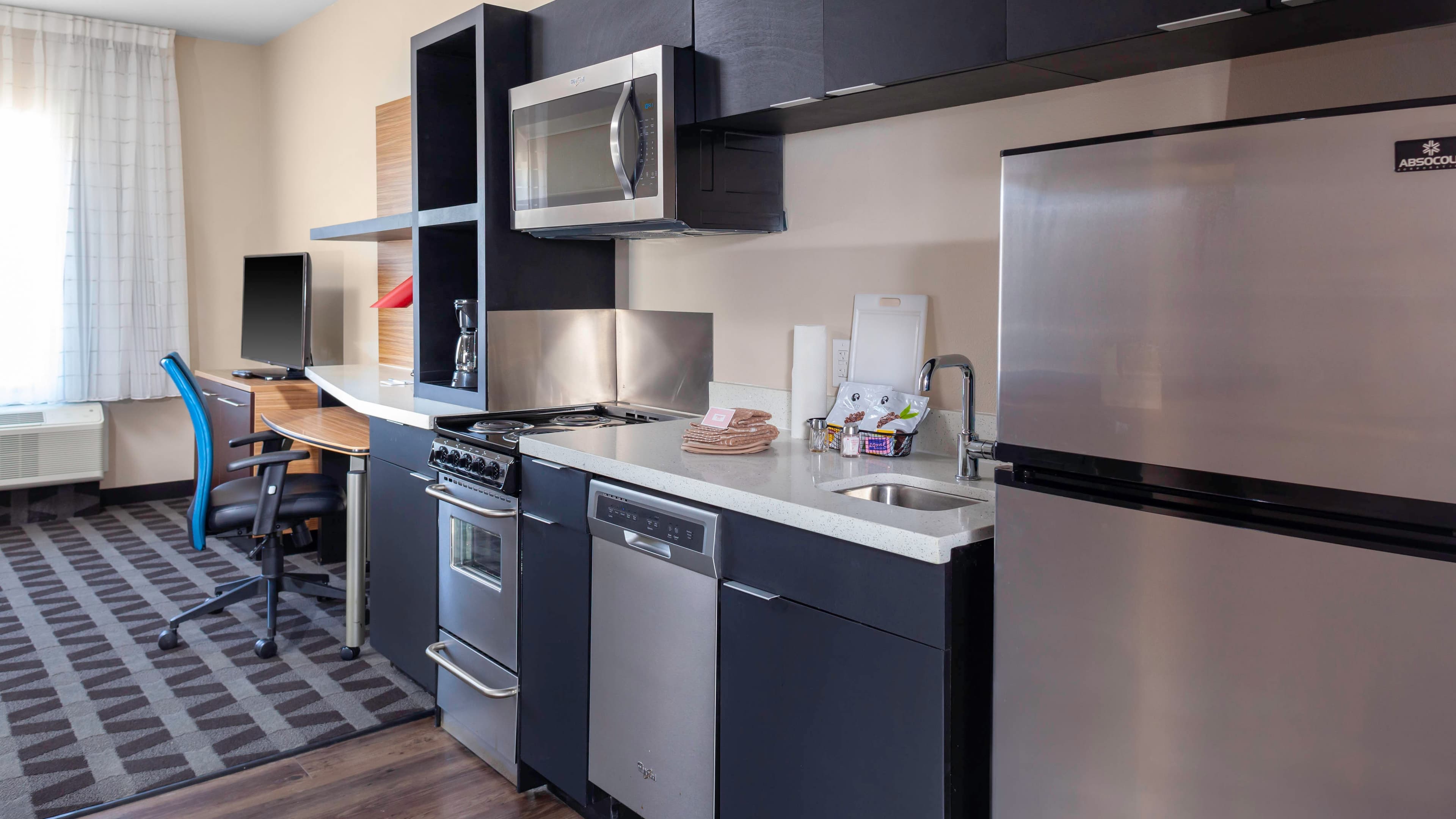 TownePlace Suites San Antonio Westover Hills - Image 4