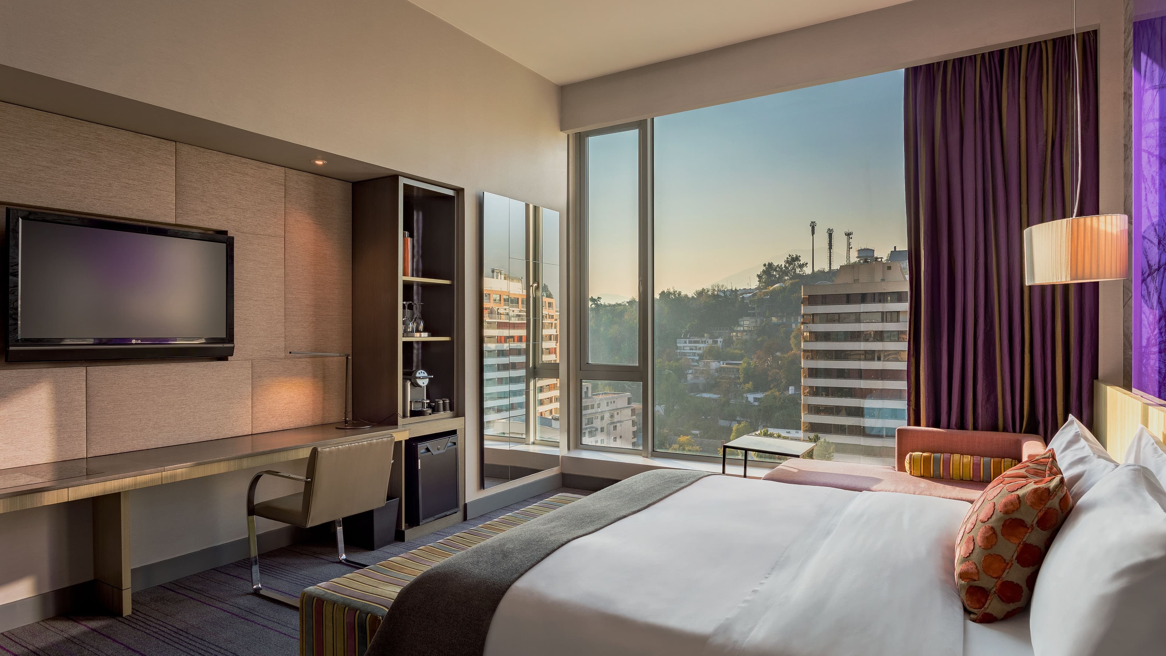 W Santiago - Image 5