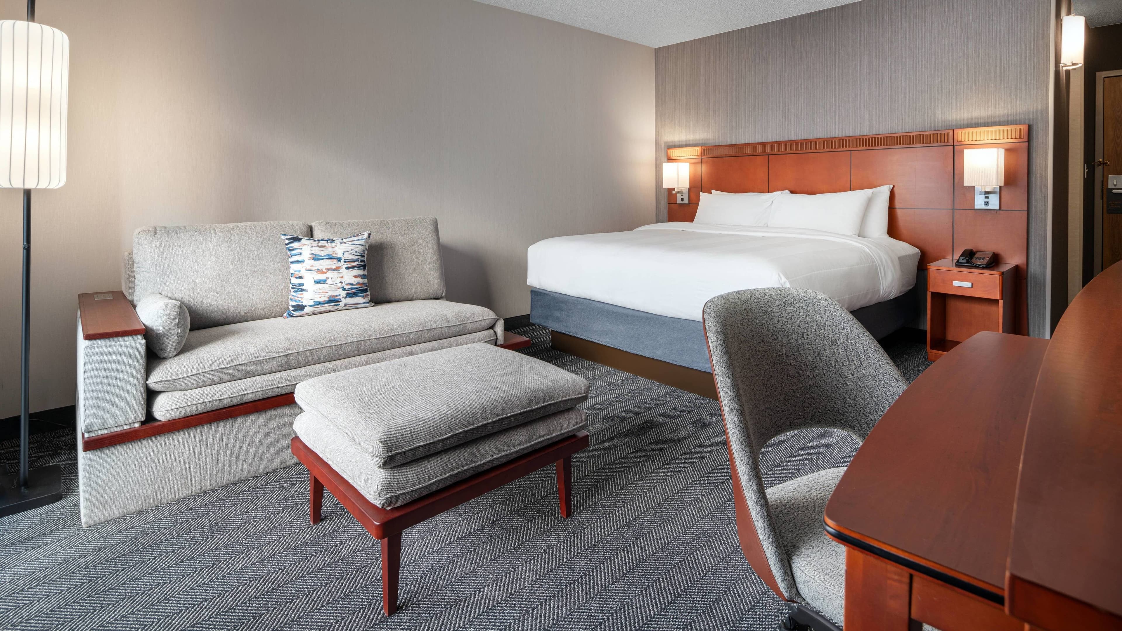 Courtyard Seattle Southcenter - Image 2