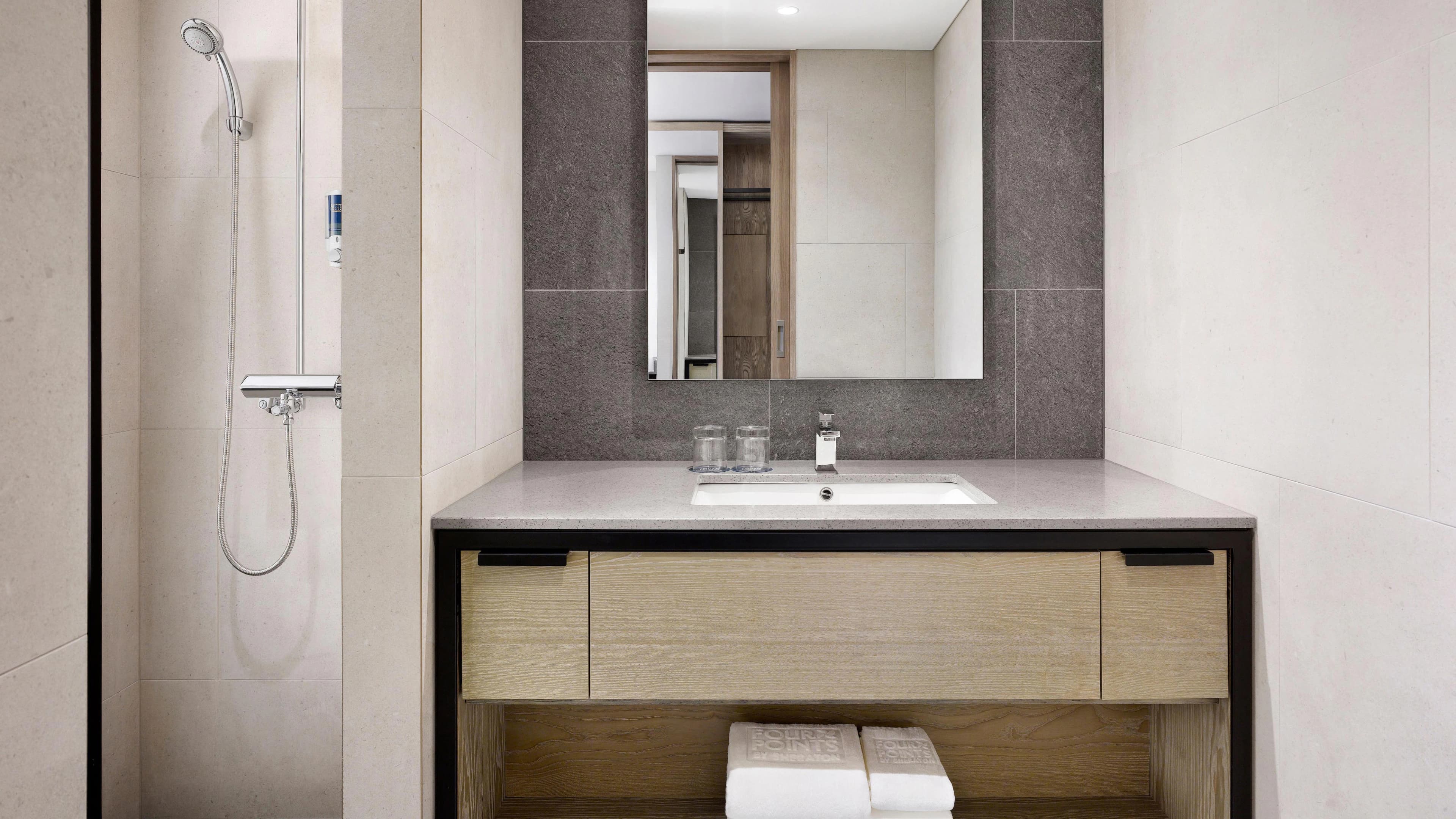 Four Points by Sheraton Josun, Seoul Myeongdong - Image 4