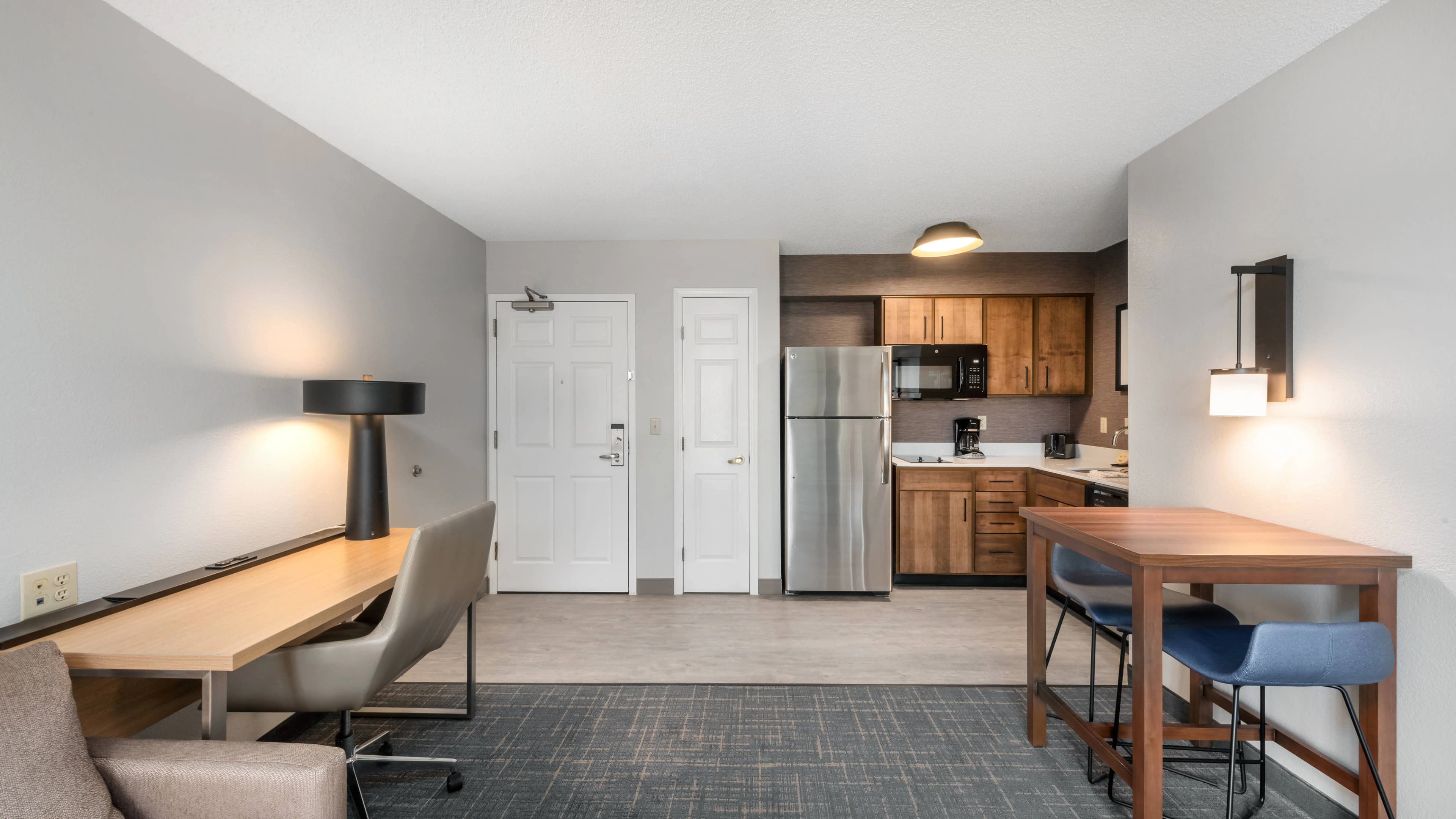 Residence Inn Springfield - Image 2