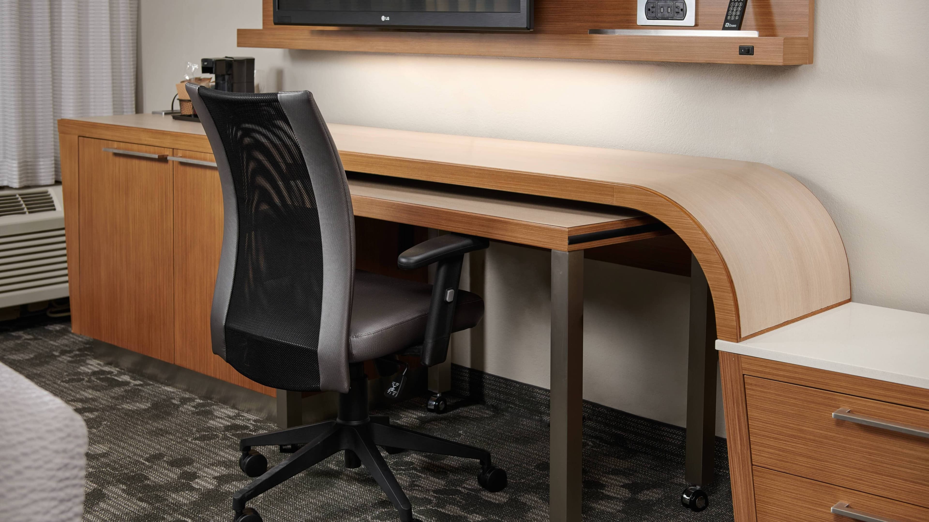 Courtyard Harrisonburg - Image 4