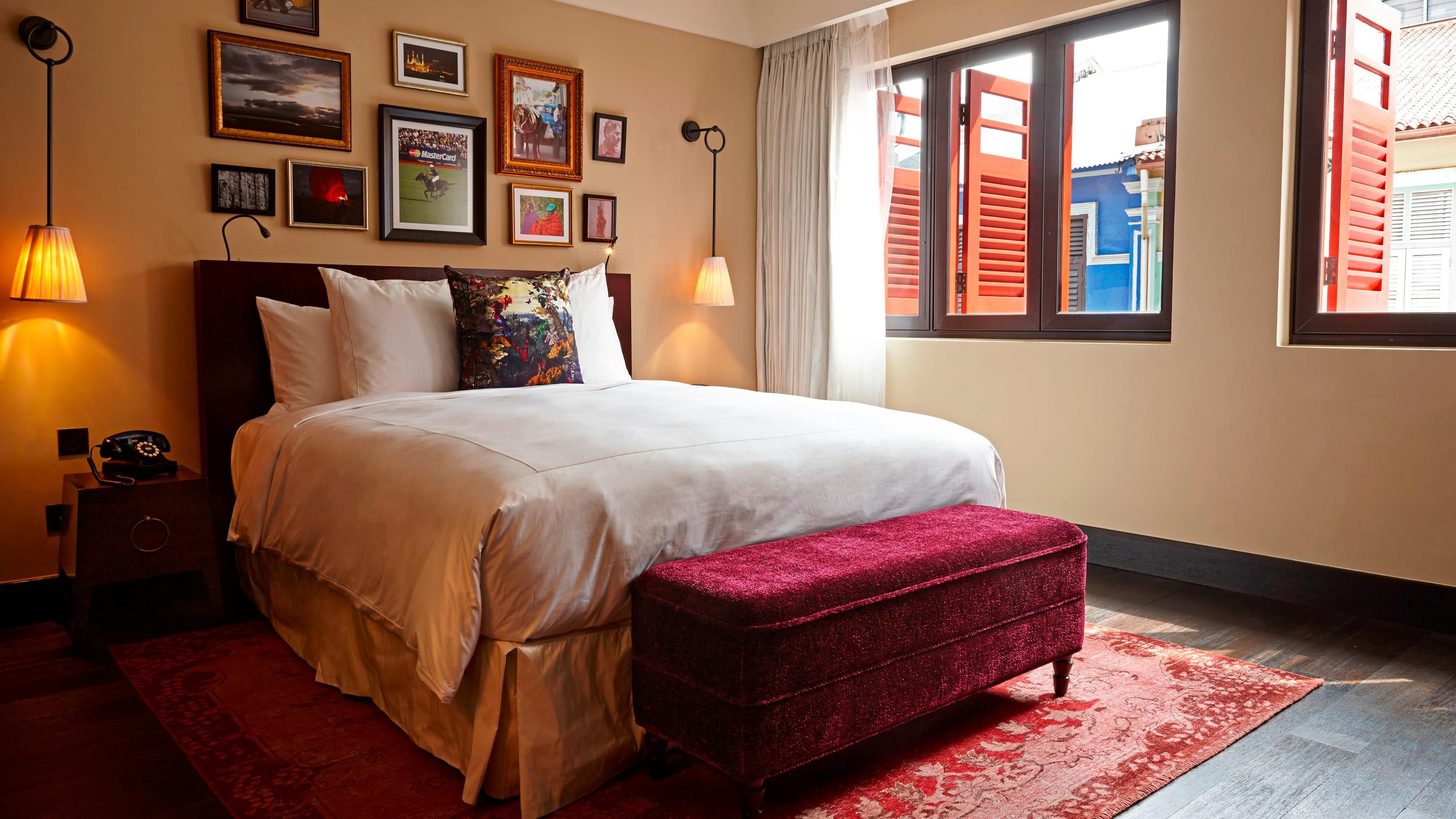 Classic King Room - Image 2