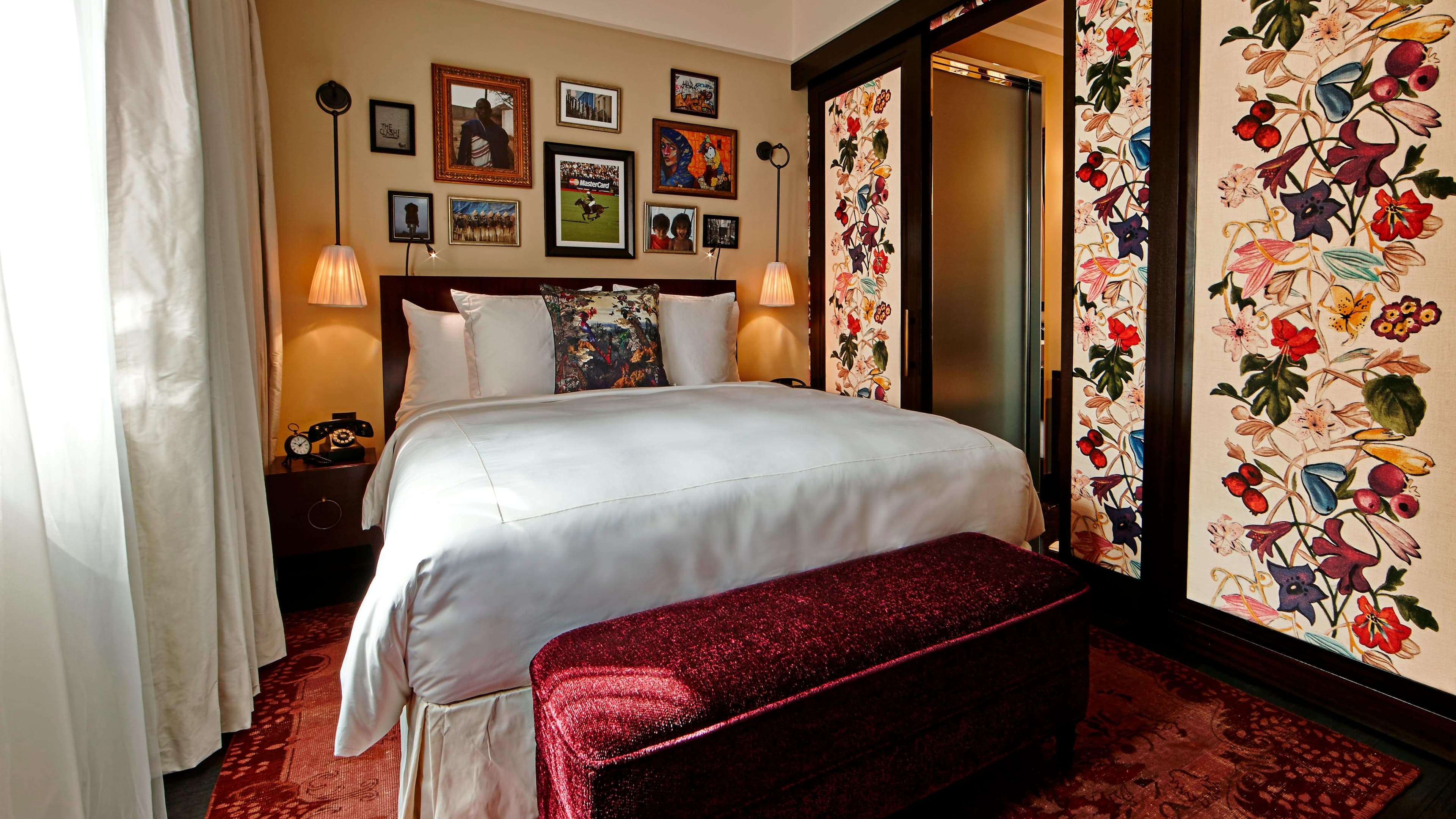 Classic King Room - Image 6