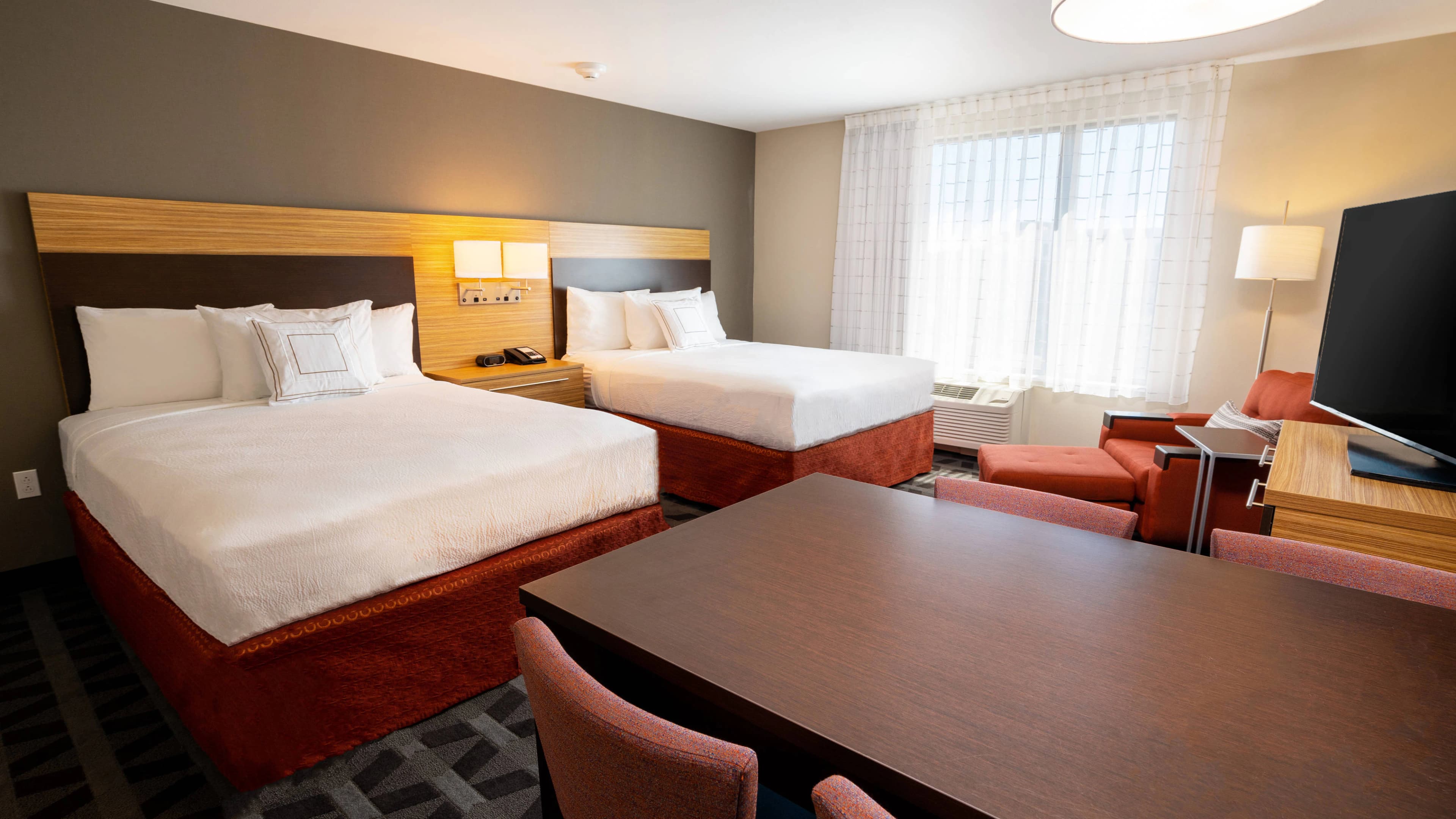 Studio Suite - Image 1