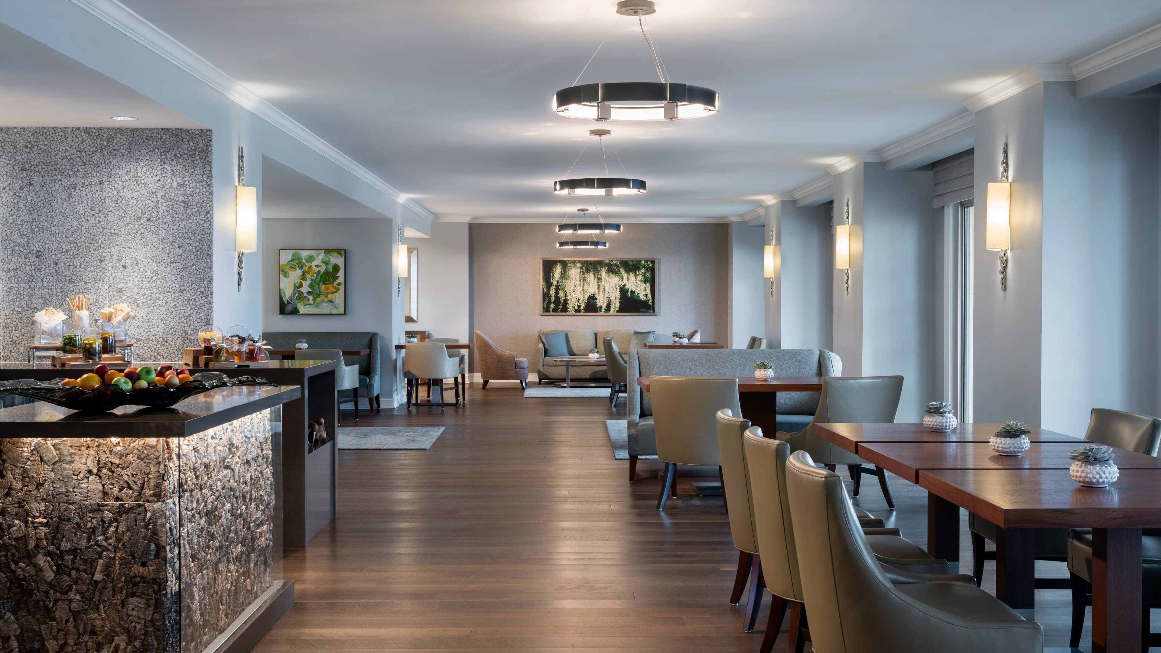 Club level - Image 10