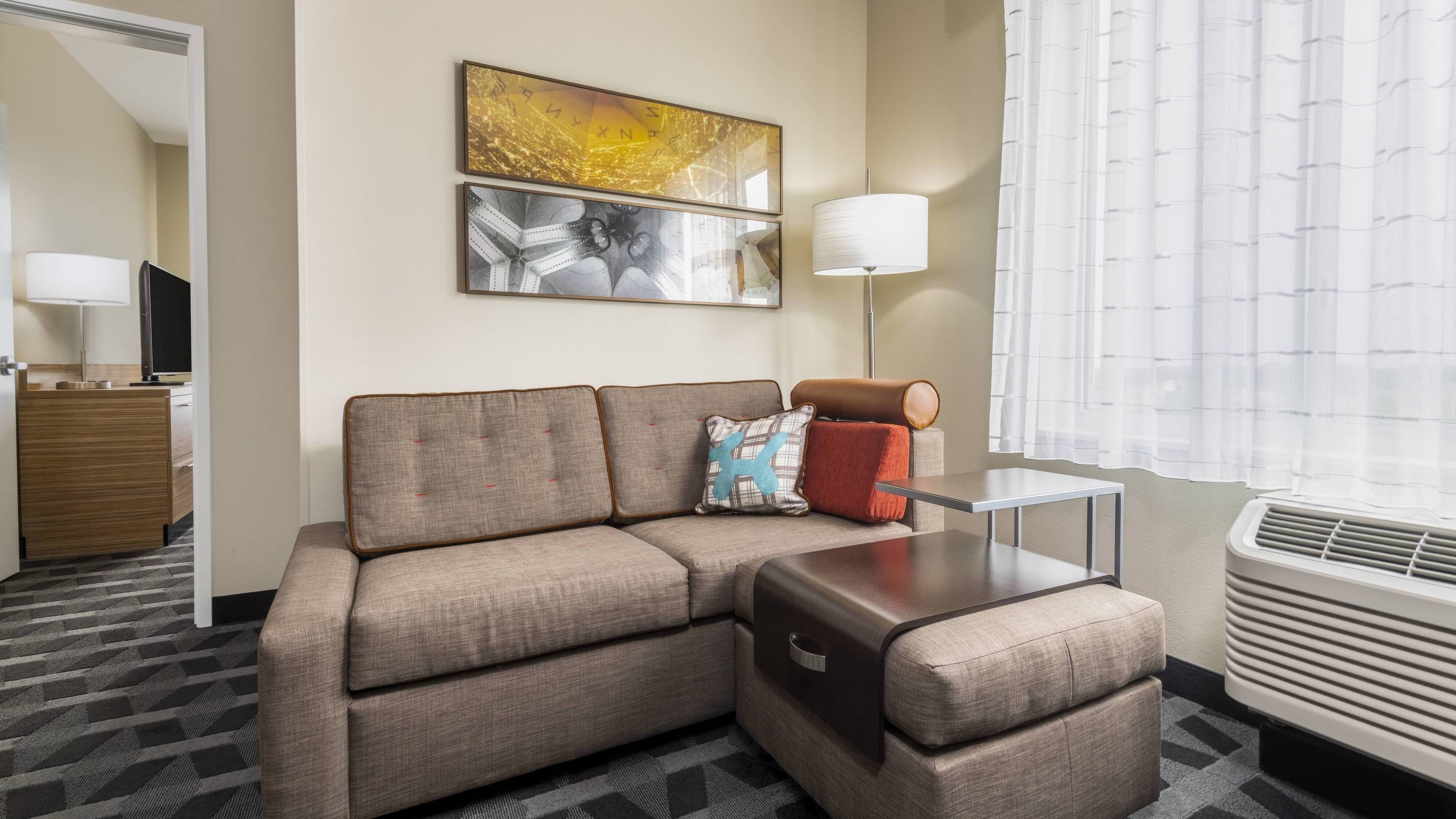 TownePlace Suites St. Louis Edwardsville, IL - Image 4