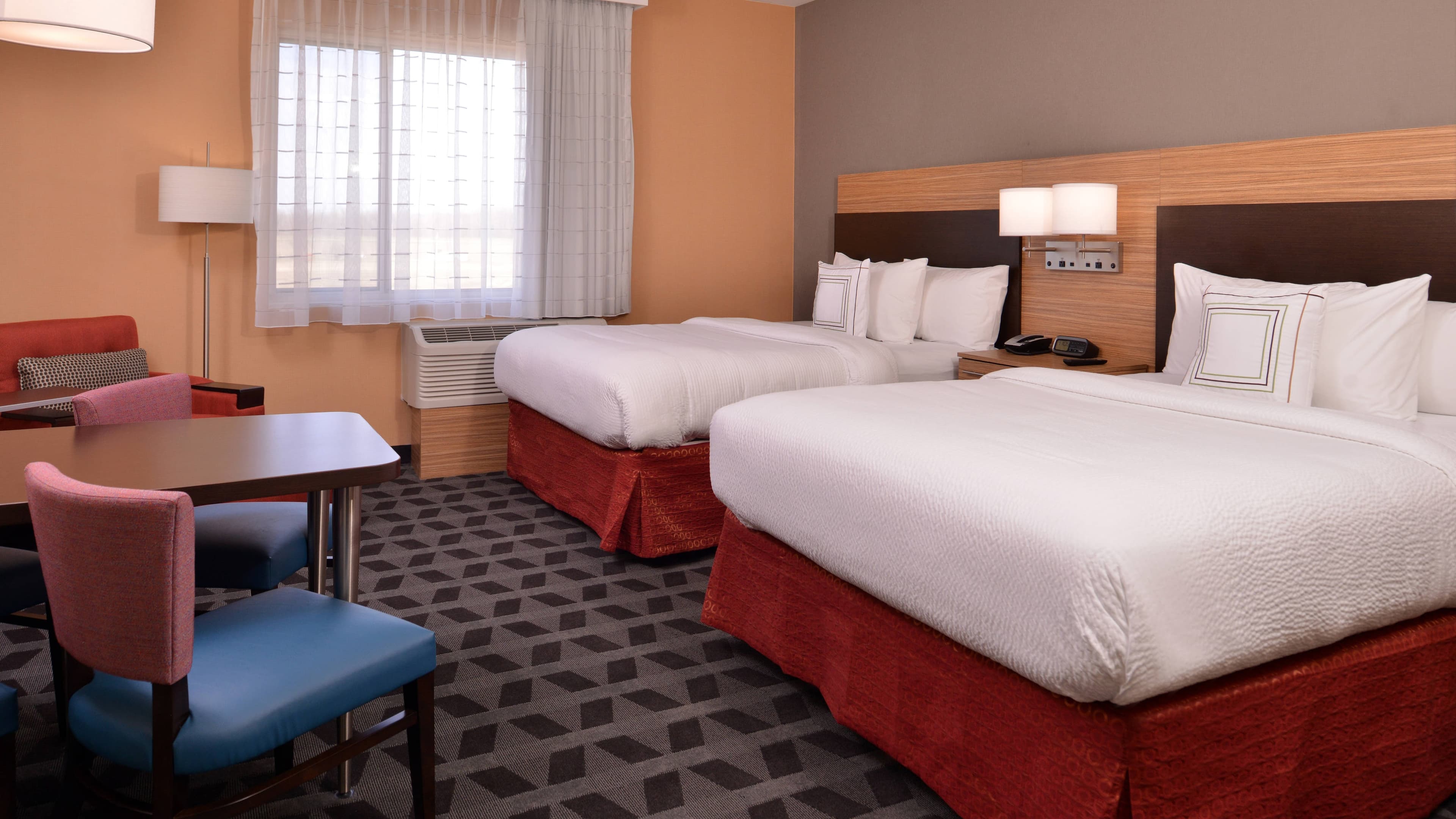 TownePlace Suites St. Louis Chesterfield - Image 5