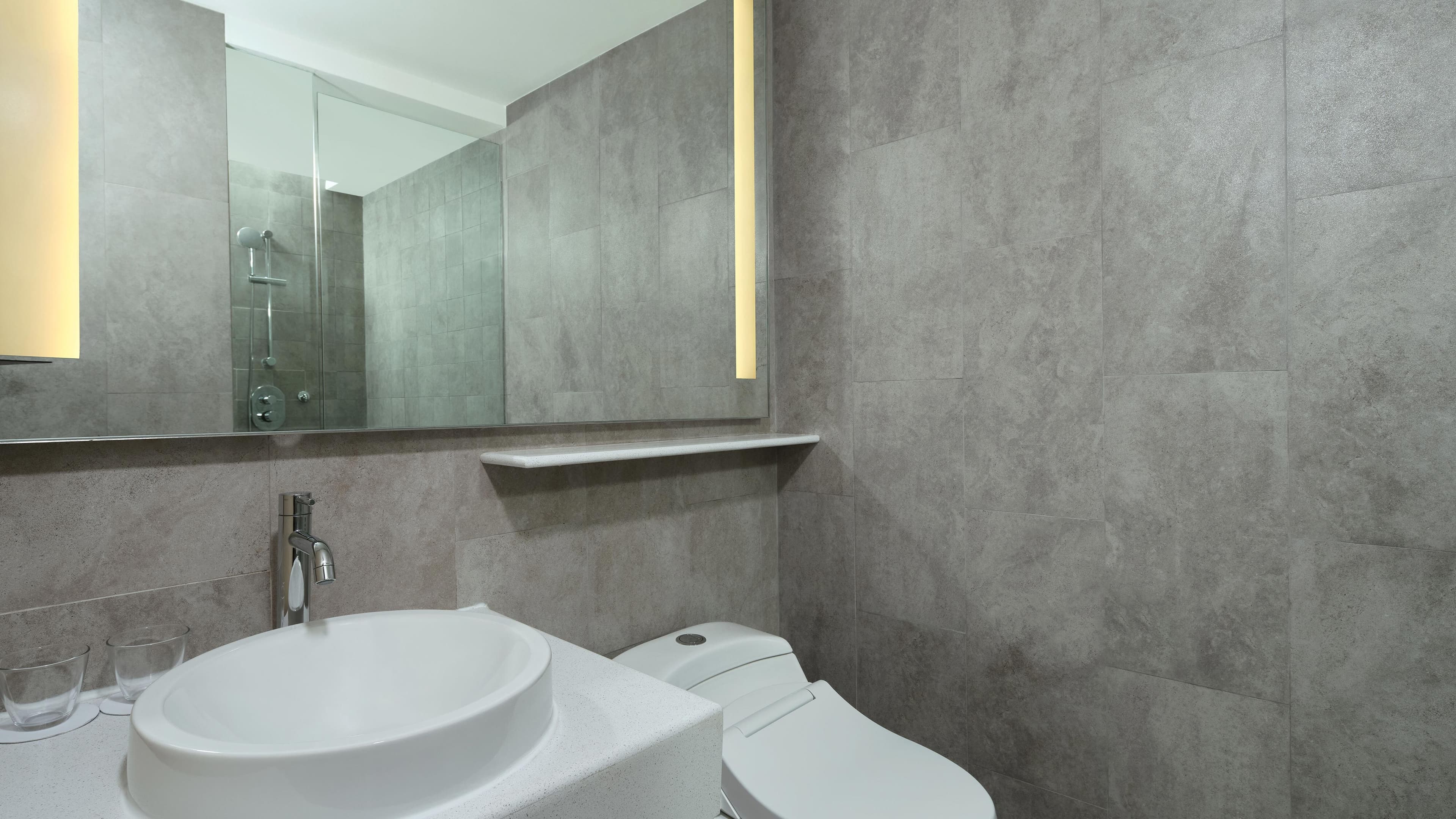 Four Points by Sheraton Surabaya, Pakuwon Indah - Image 3