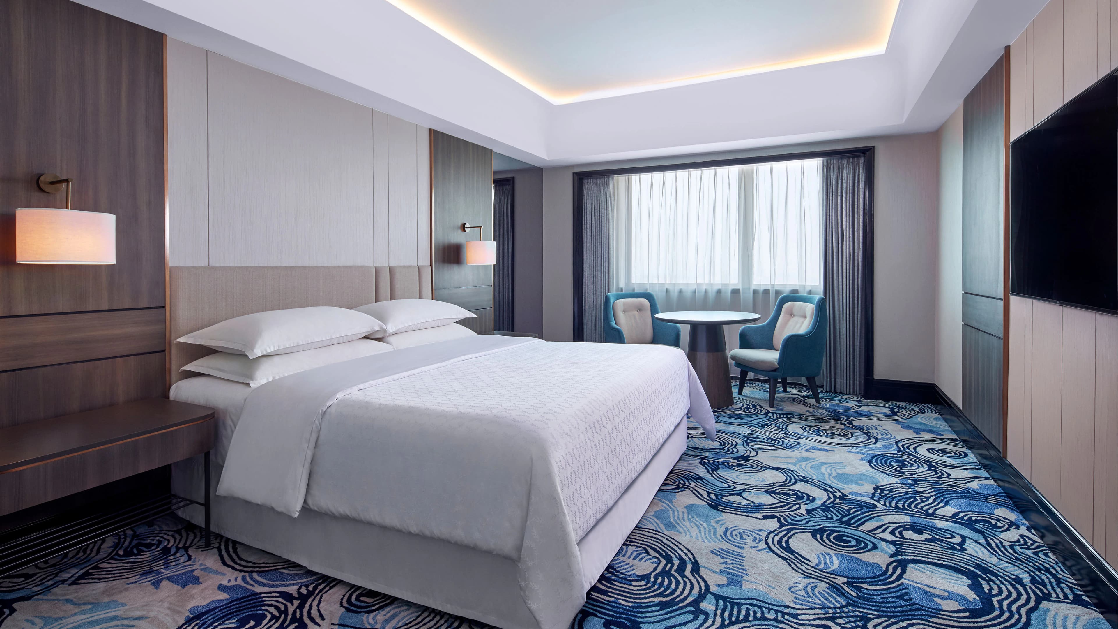 Sheraton Surabaya Hotel & Towers - Image 2