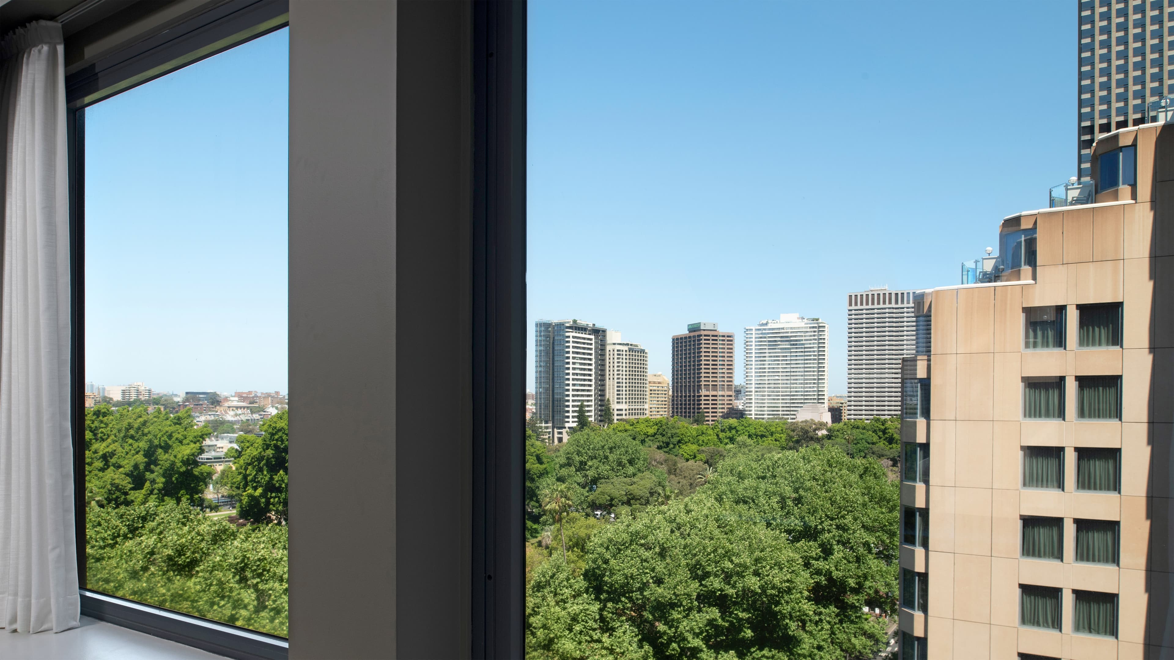 Sheraton Grand Sydney Hyde Park - Image 3